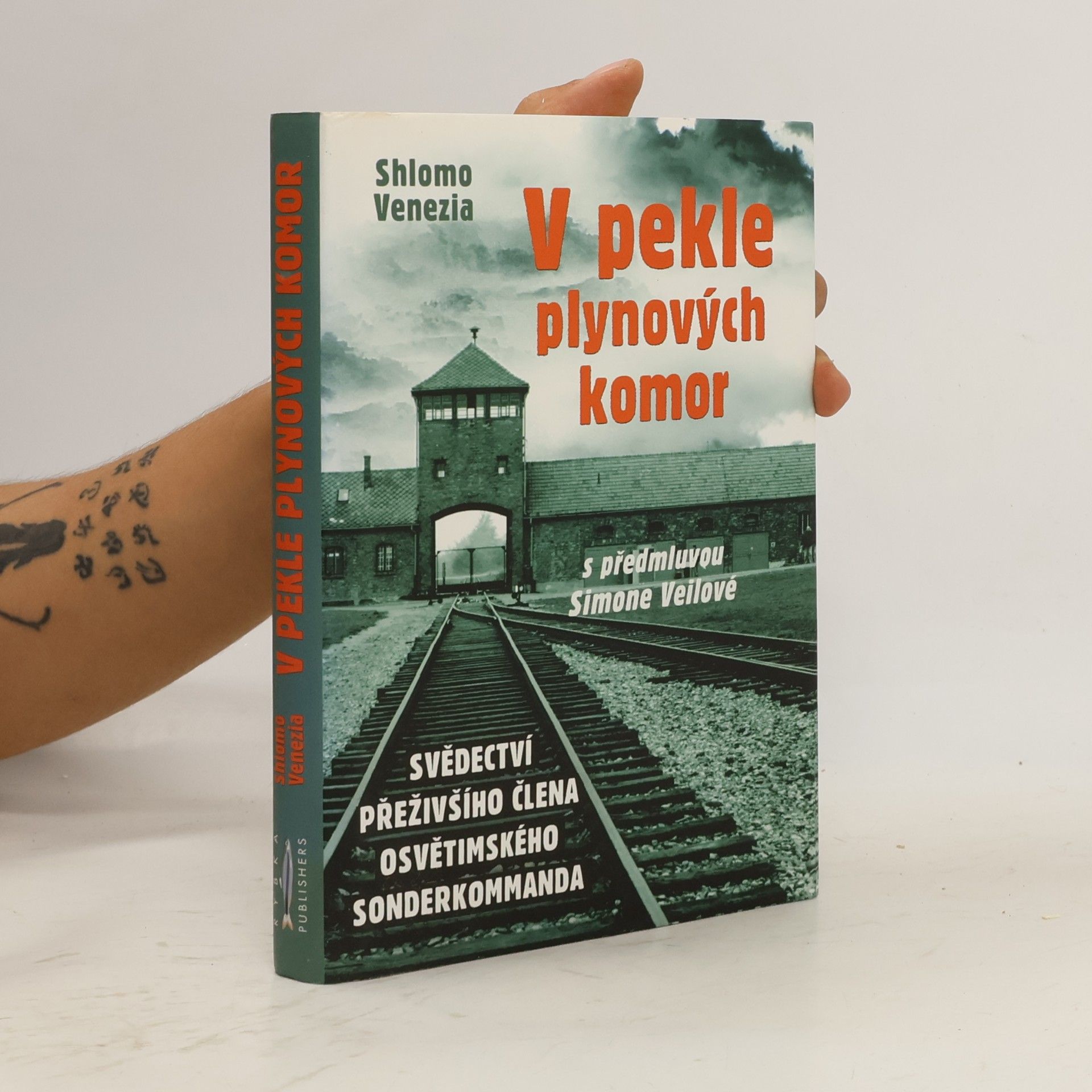 Shlomo Venezia V pekle plynových komor
