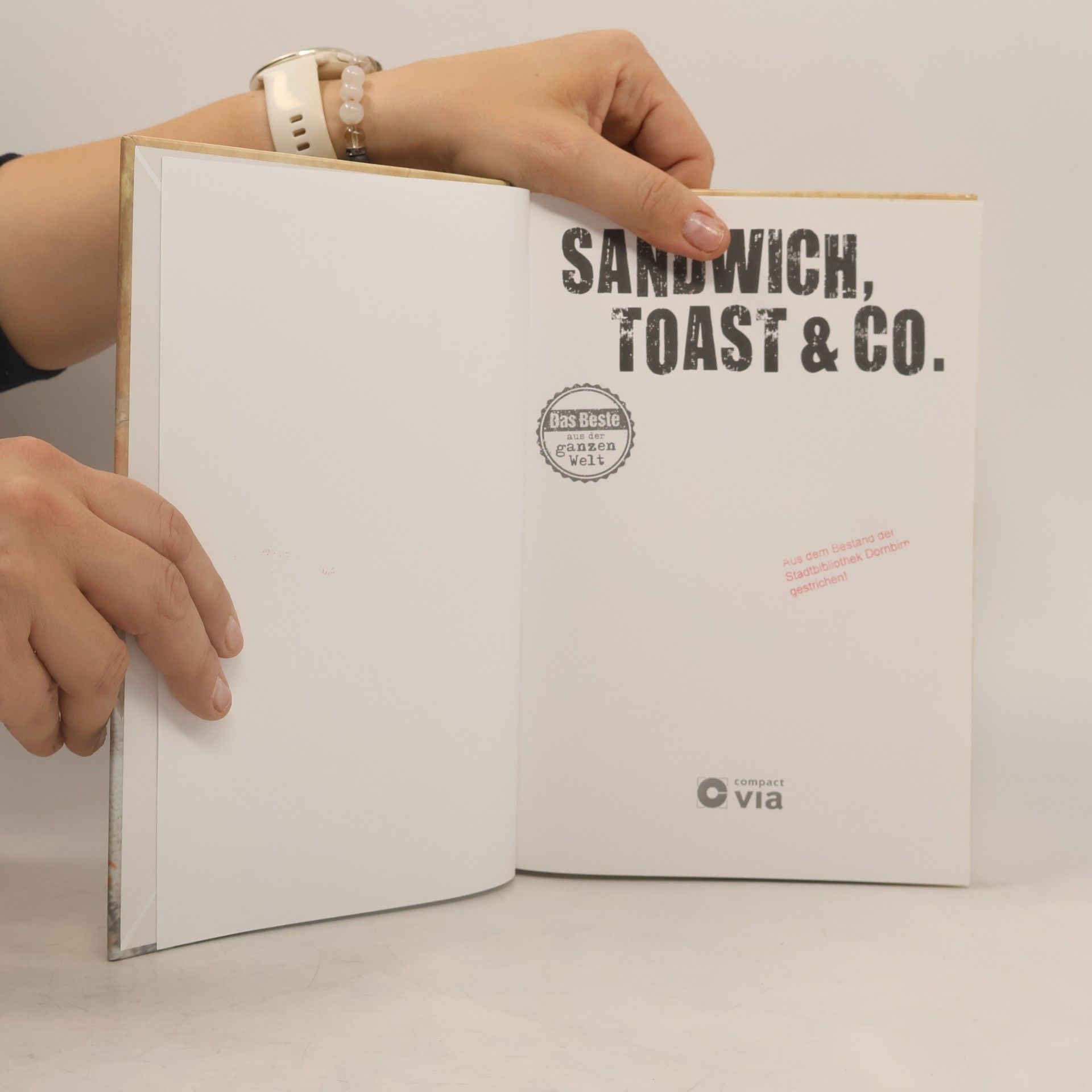 Isabel Minhós Martins Sandwich, Toast & Co.