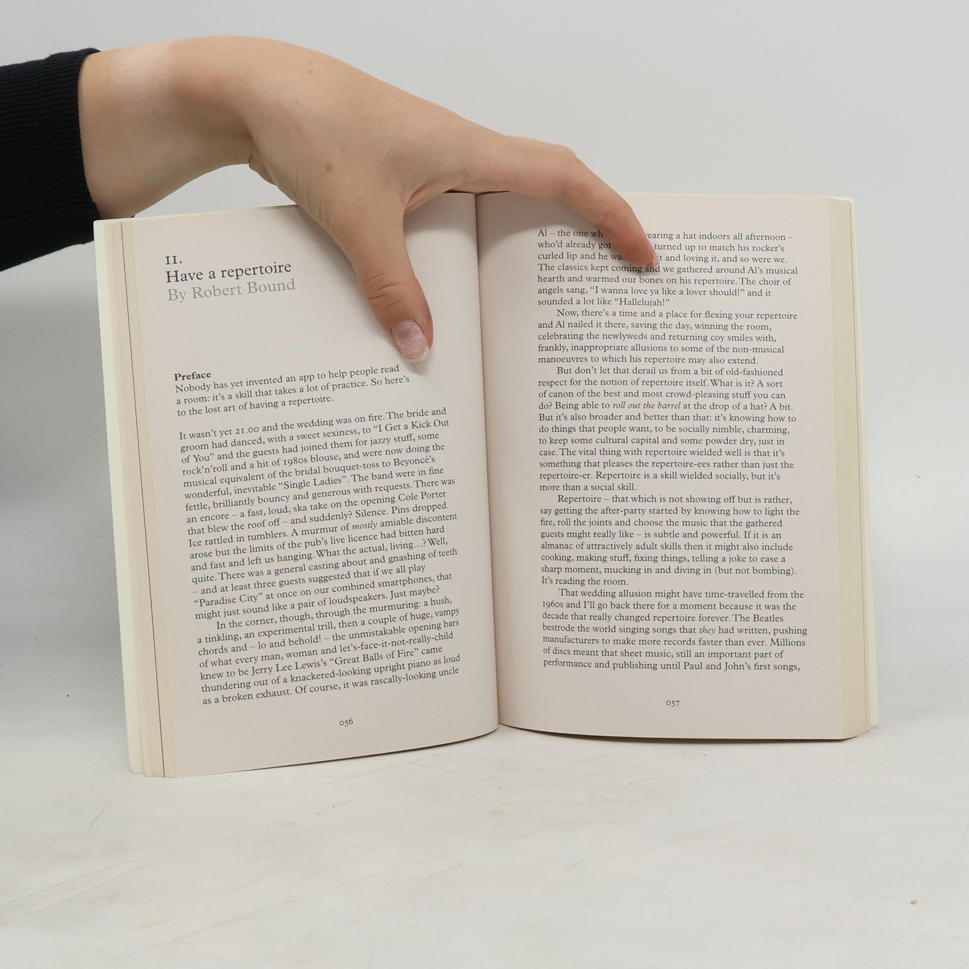 kolektiv The Monocle Companion. Fifty essays for a Brighter Future