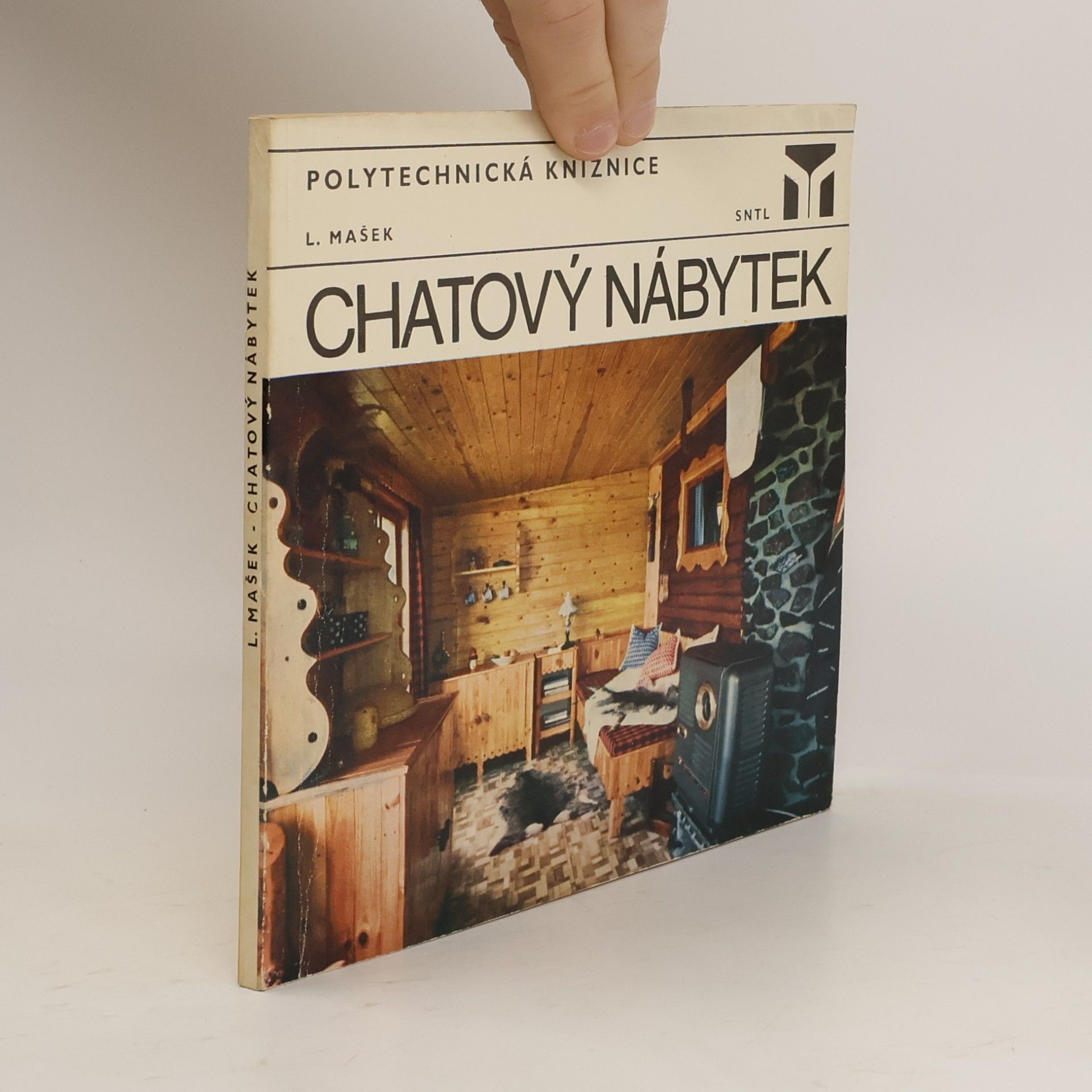 Chatový nábytek
