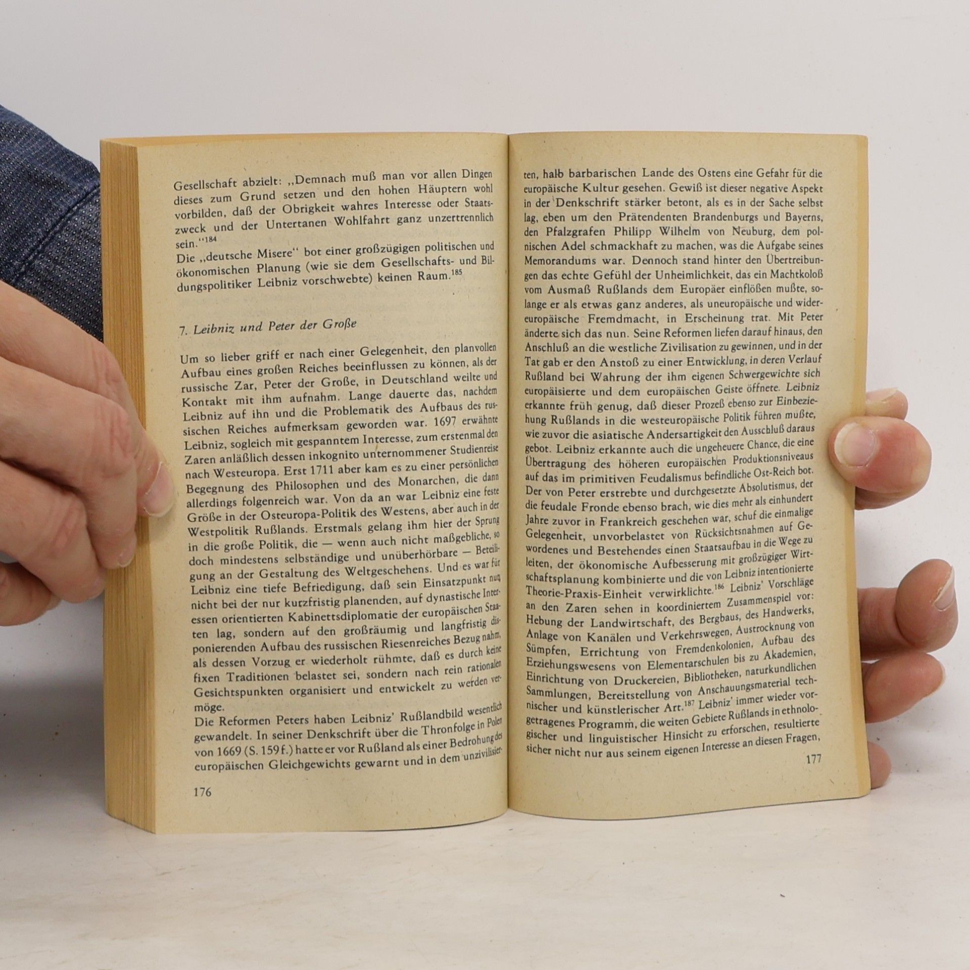 Hans Heinz Holz Gottfried Wilhelm Leibniz : eine Monographie