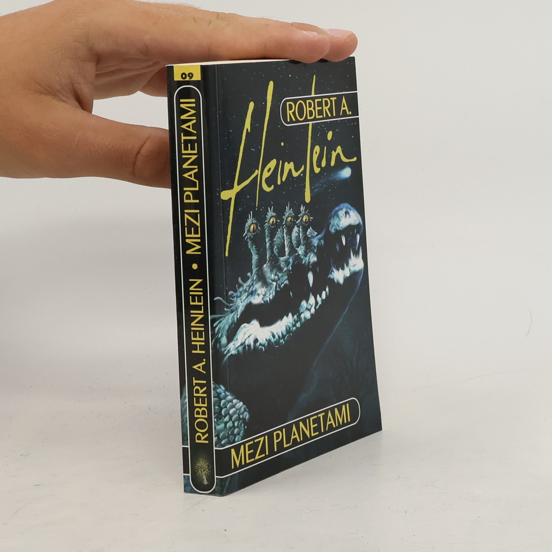 Robert A. Heinlein Mezi planetami