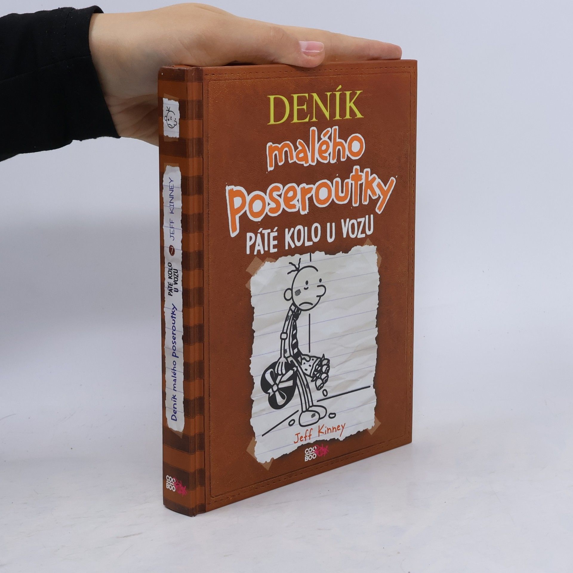 Jeff Kinney Deník malého poseroutky 7. Páté kolo u vozu