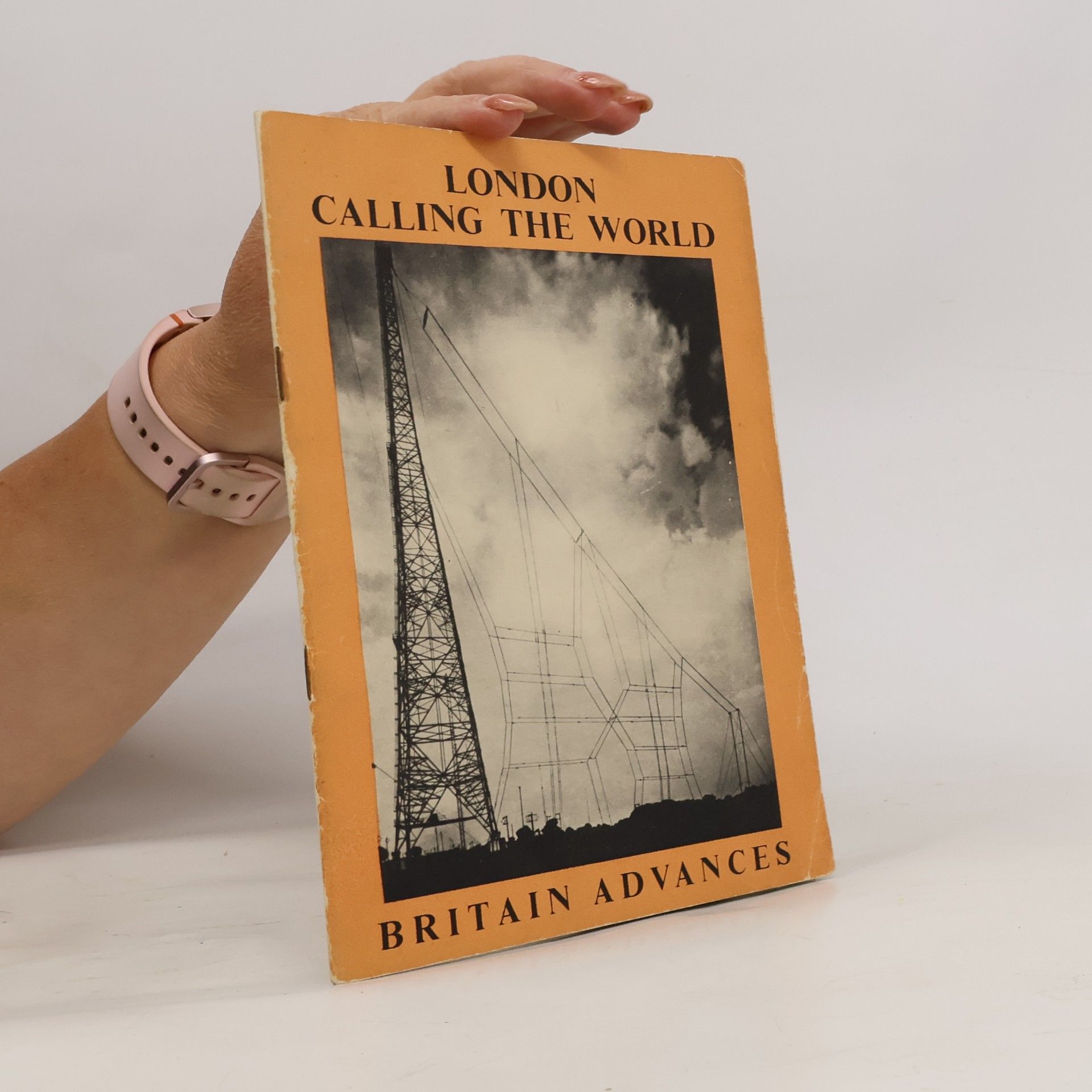 Various authors London Calling the World