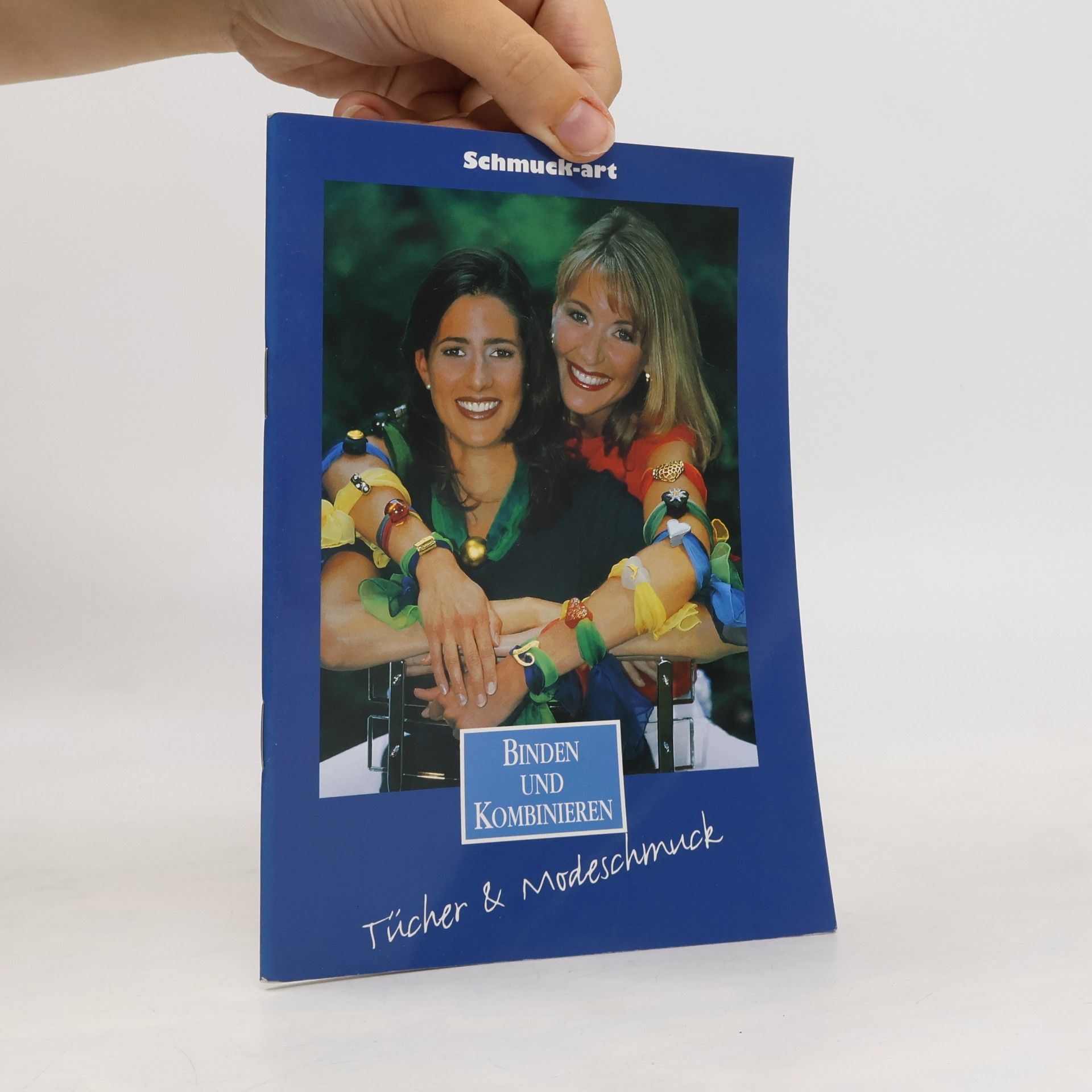 Tücher & Modeschmuck binden und kombinieren