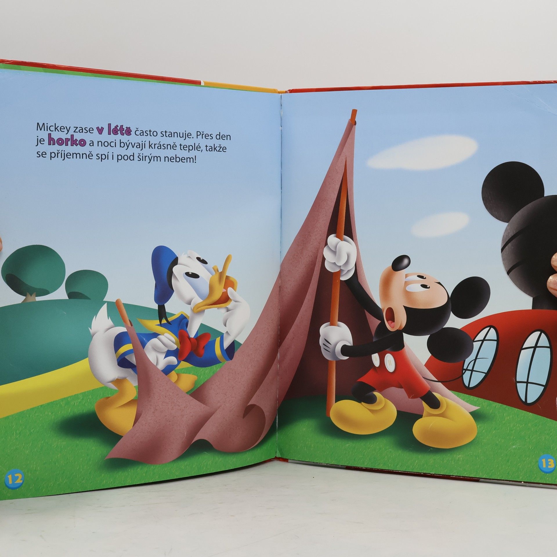 Various authors Hraj si a uč se s Mickey Mousem 27. Léto!
