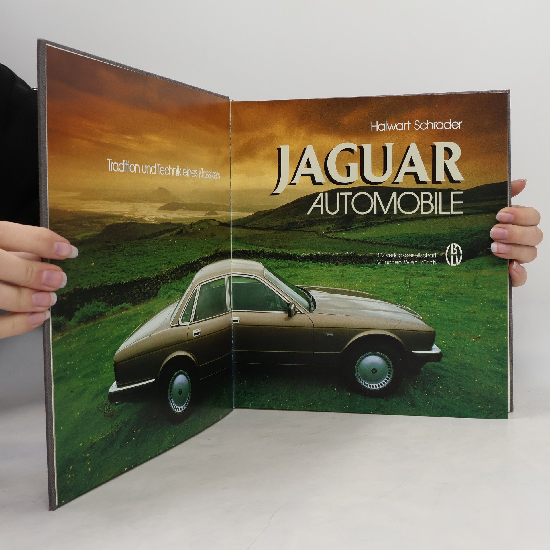 Halwart Schrader Jaguar-Automobile