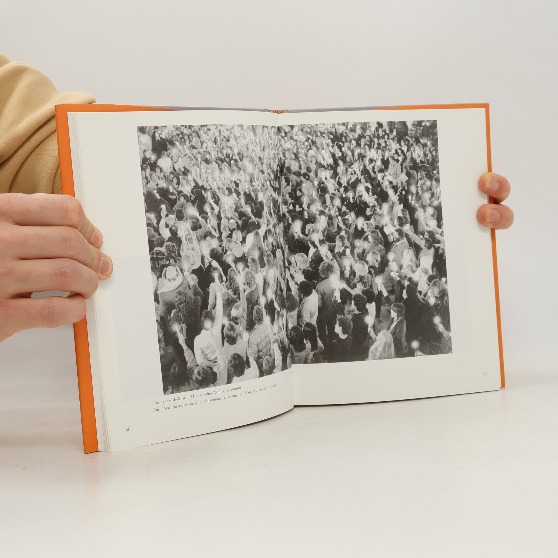 kolektiv Feuer in Literatur und Fotografie