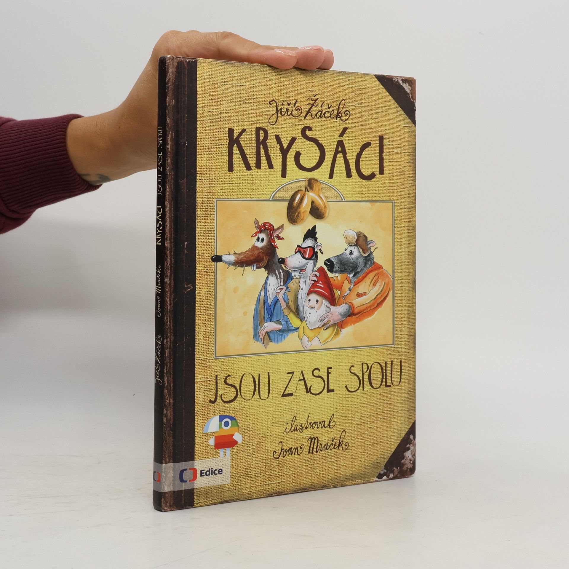 Krysáci jsou zase spolu