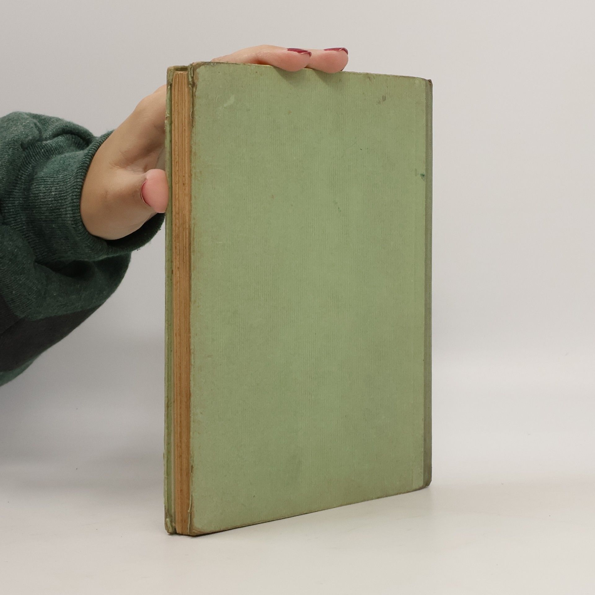 M. Alpers  Britain and America