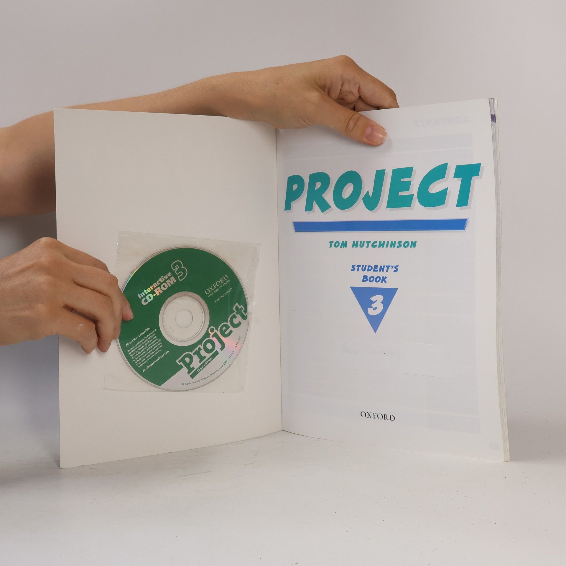 Tom Hutchinson Project 3 - Student´s book