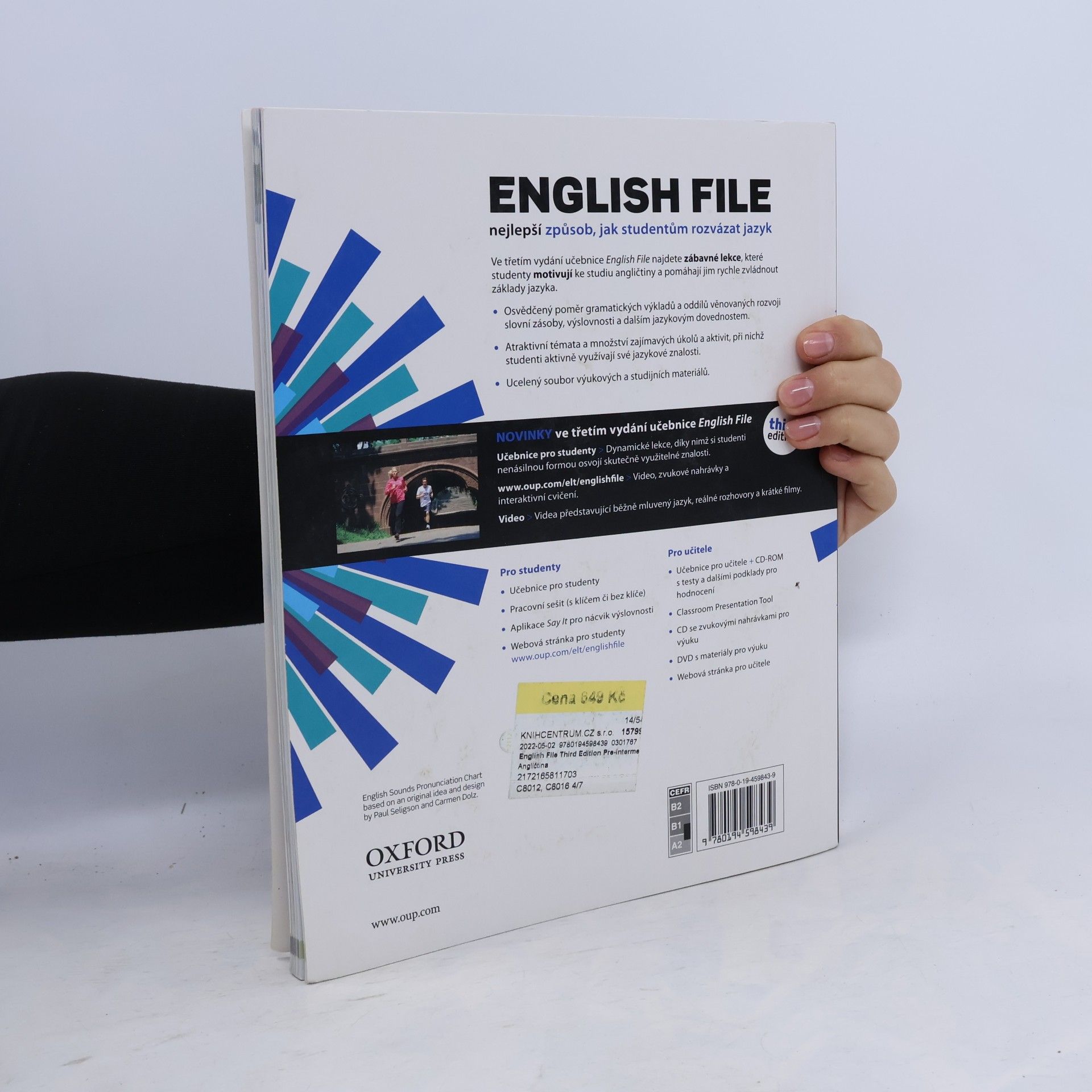 Christina Latham-Koenig English file. Pre-intermediate. Student's book