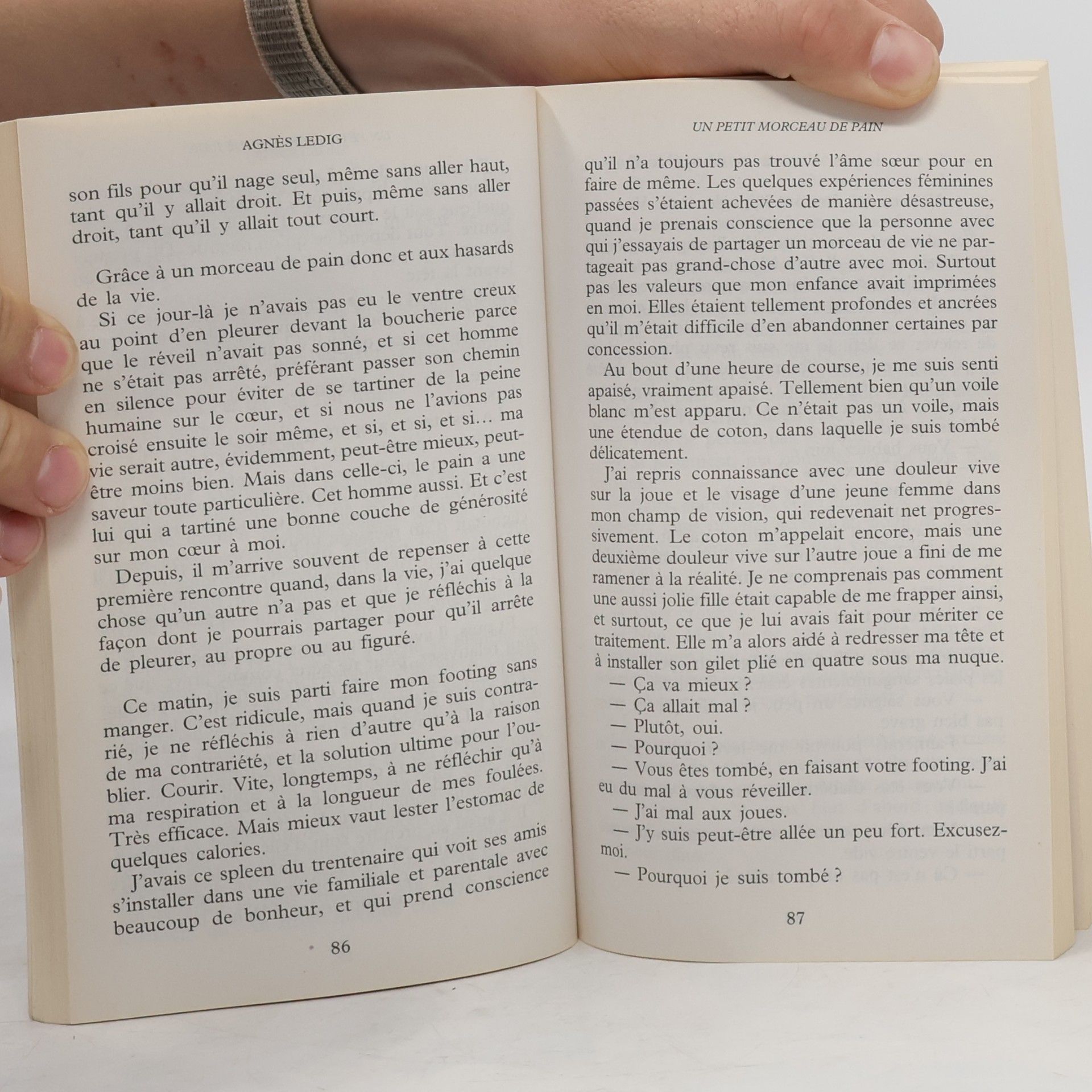 Kolektiv autorů 13 à table! 1 livre acheté = 3 repas distribués