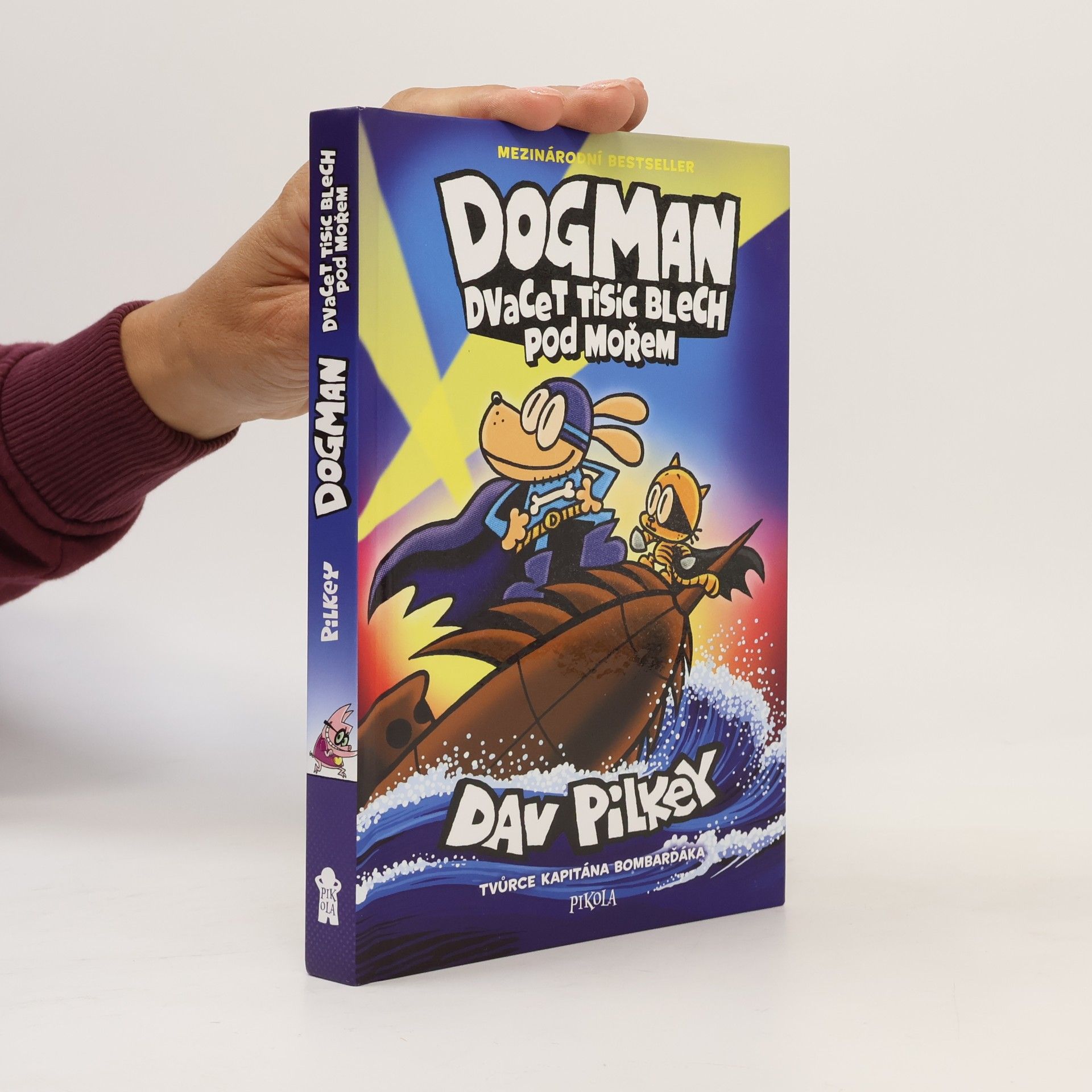 Dav Pilkey Dogman : dvacer tisíc blech pod mořem