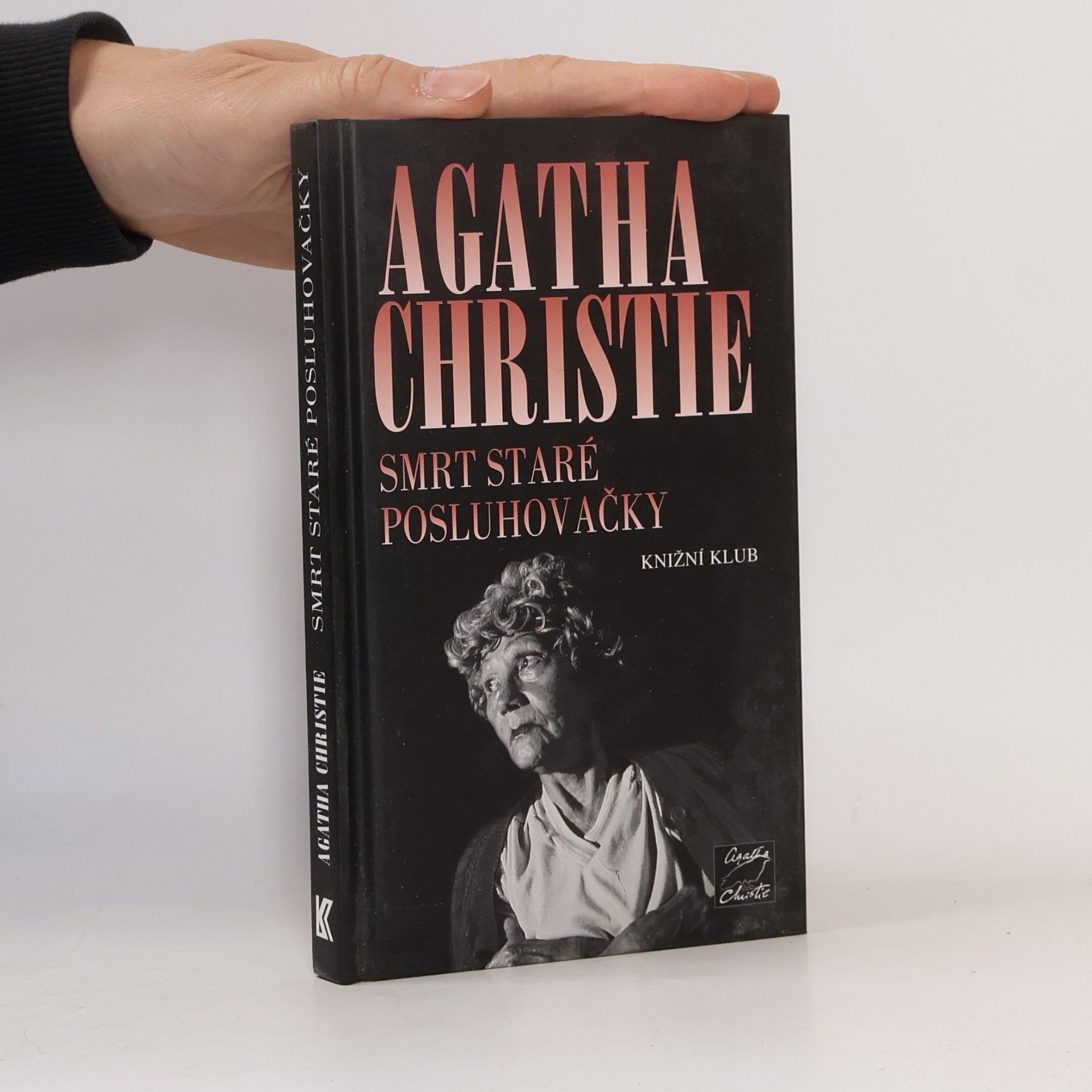 Agatha Christie Smrt staré posluhovačky