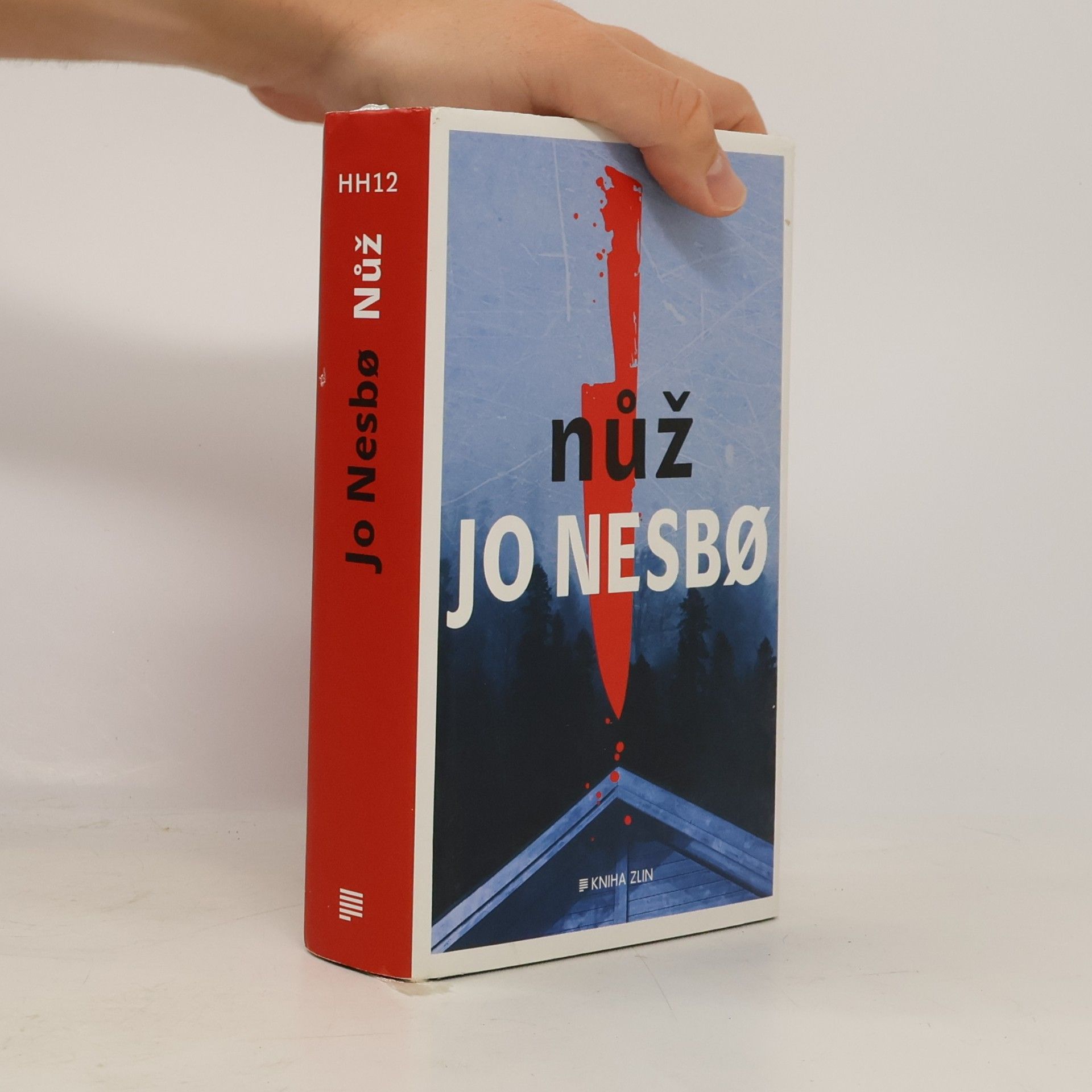 Nůž