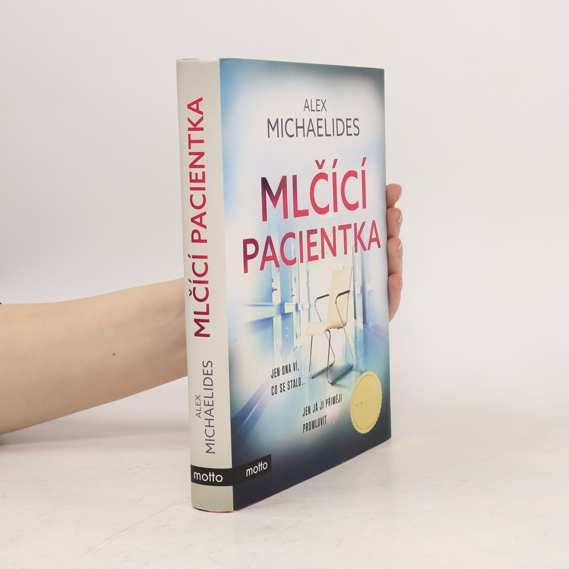 Alex Michaelides Mlčící pacientka