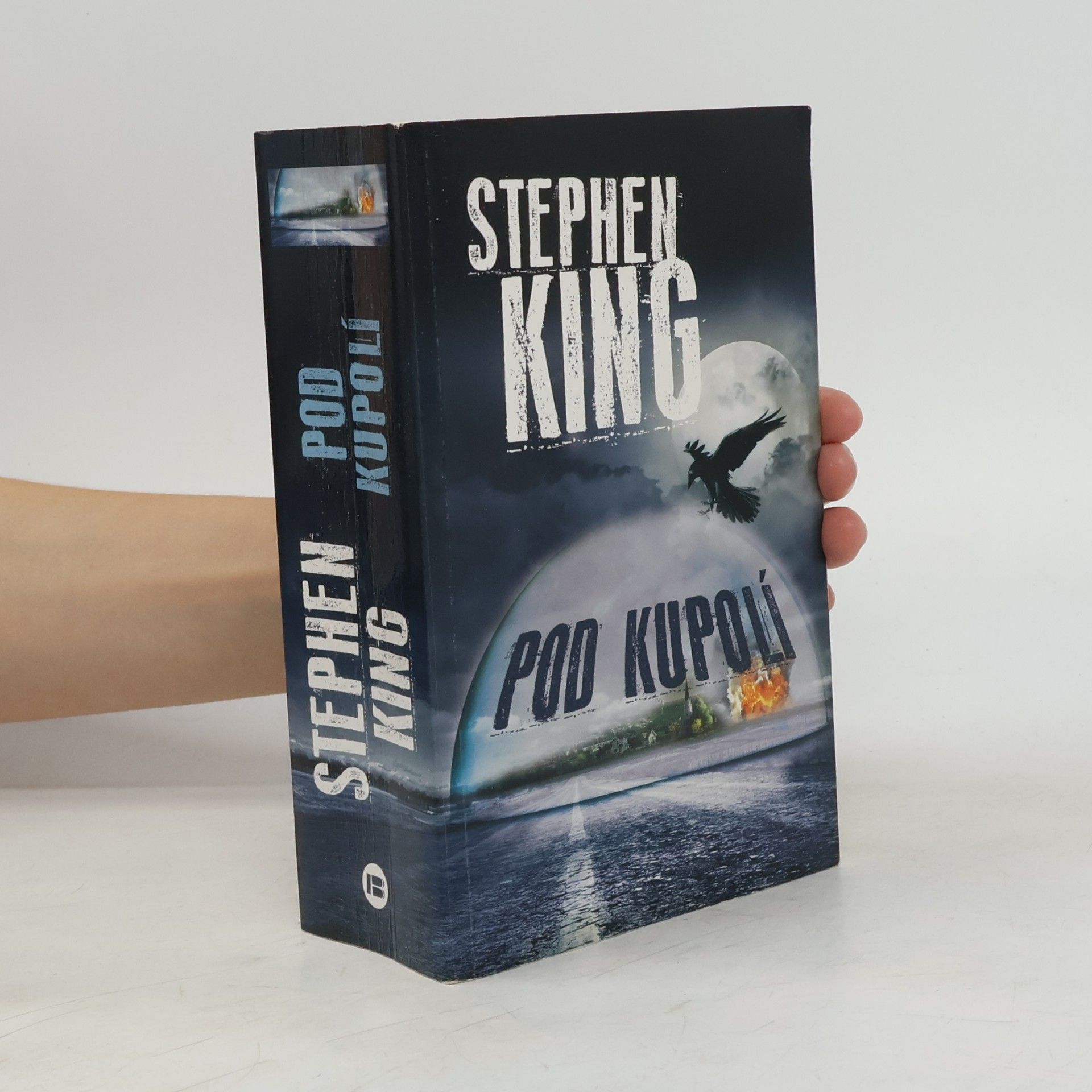 Stephen King Pod kupolí