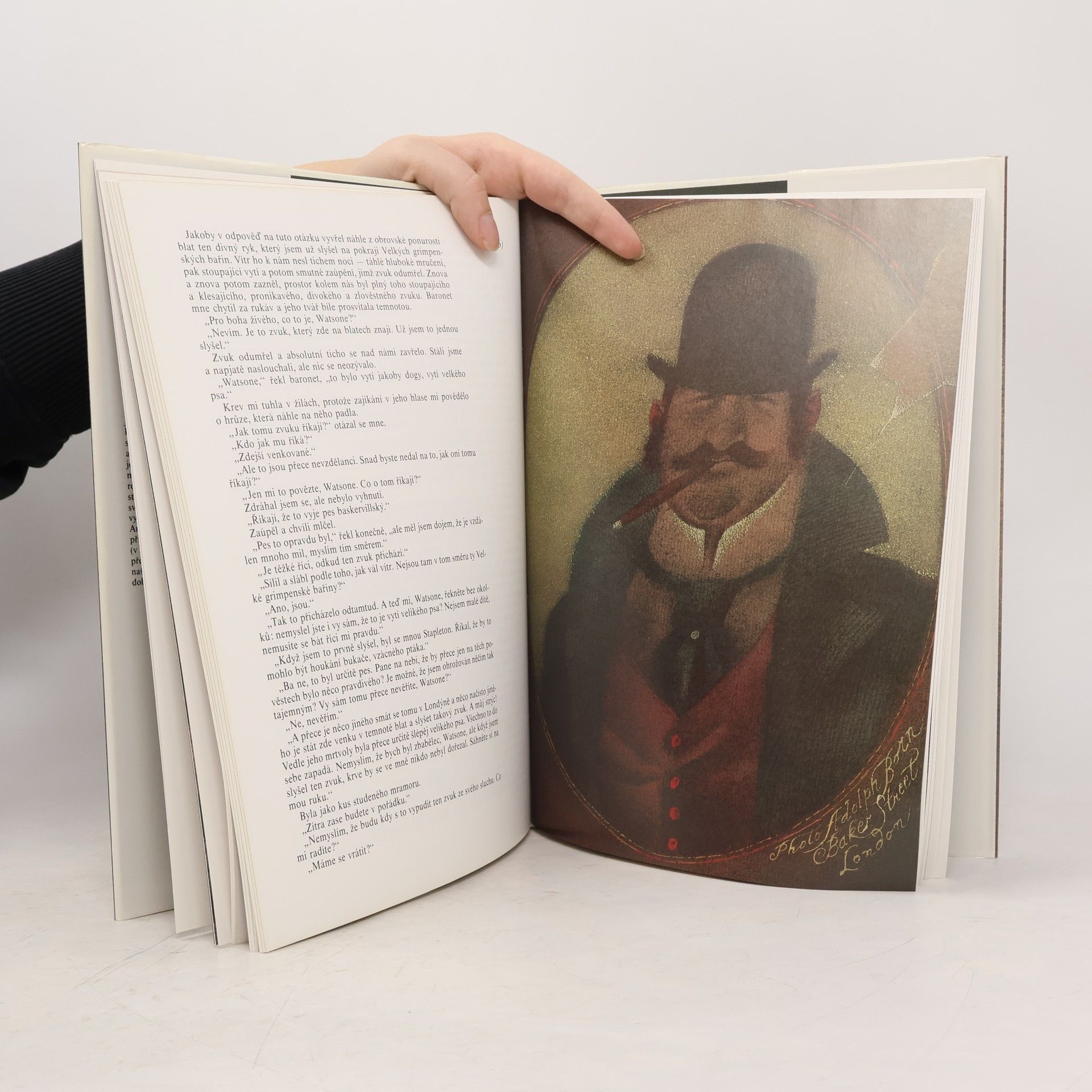 Arthur Conan Doyle Pes baskervillský
