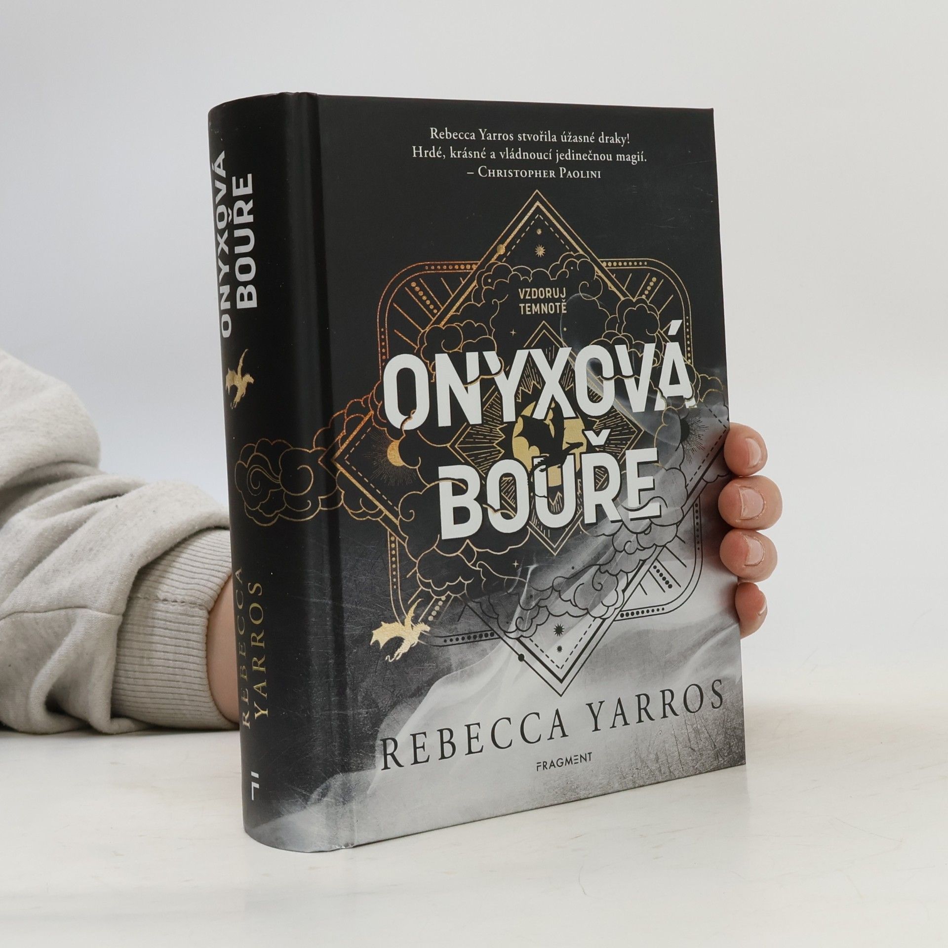 Rebecca Yarros Onyxová bouře