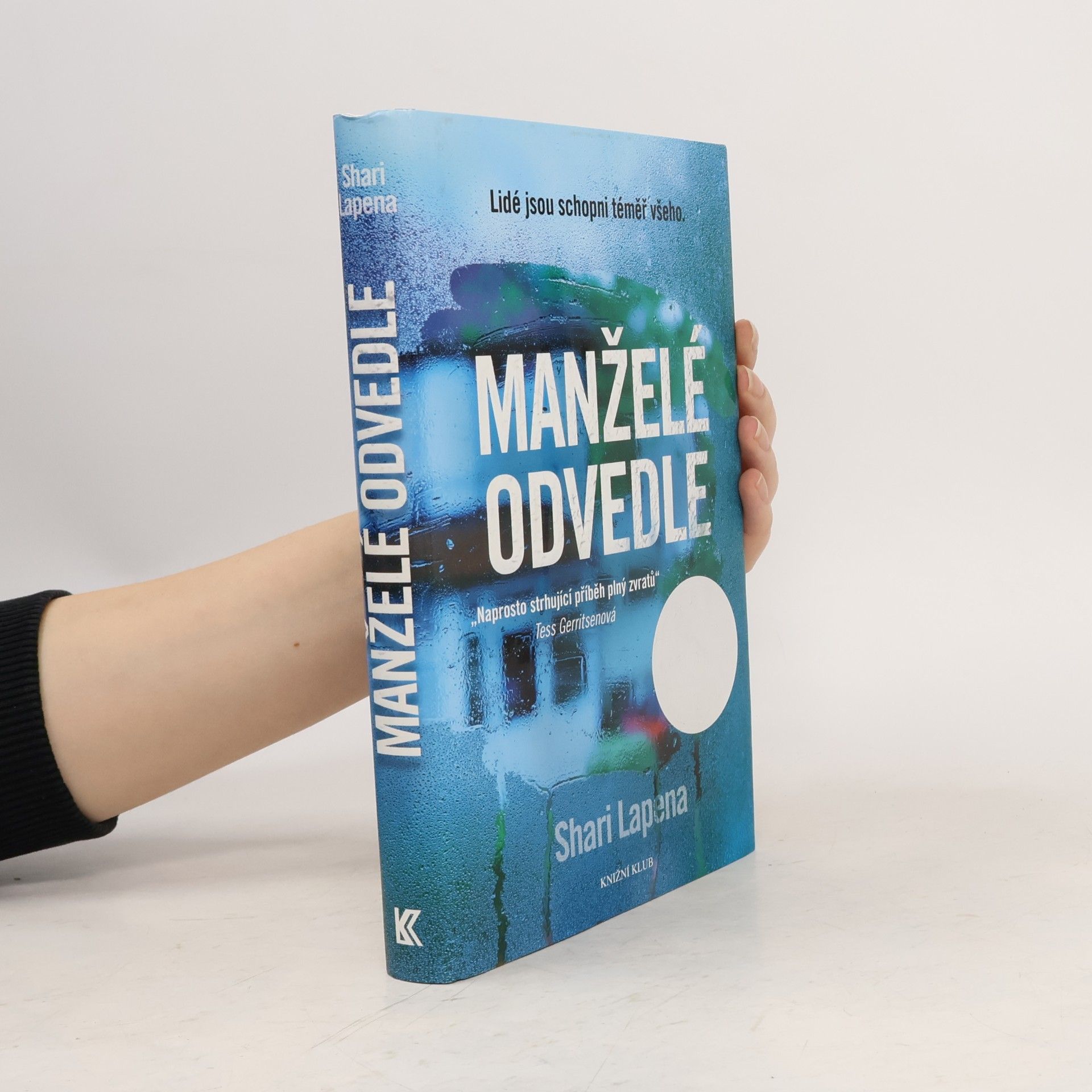 Shari Lapena Manželé odvedle