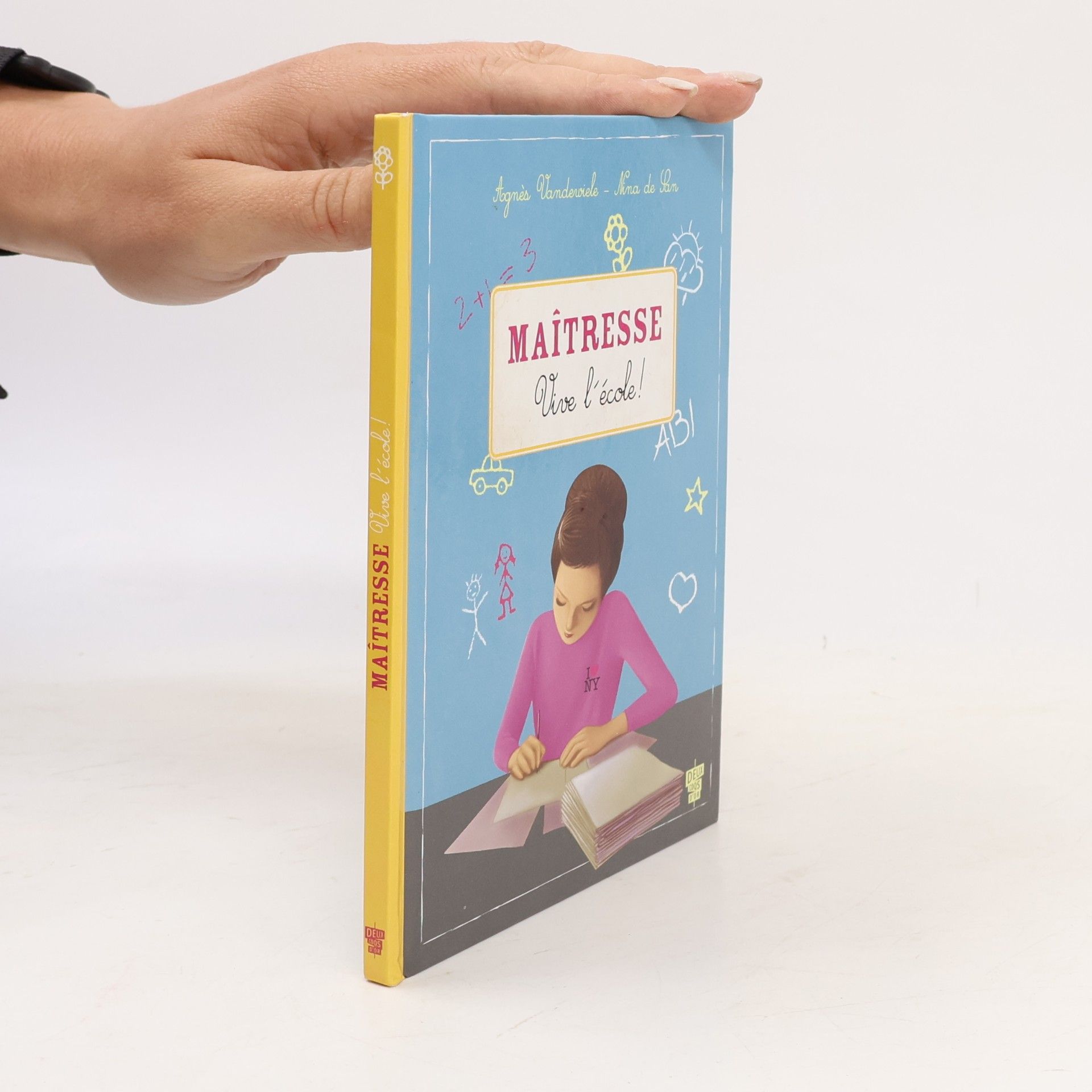 Maîtresse: Vive l'école !