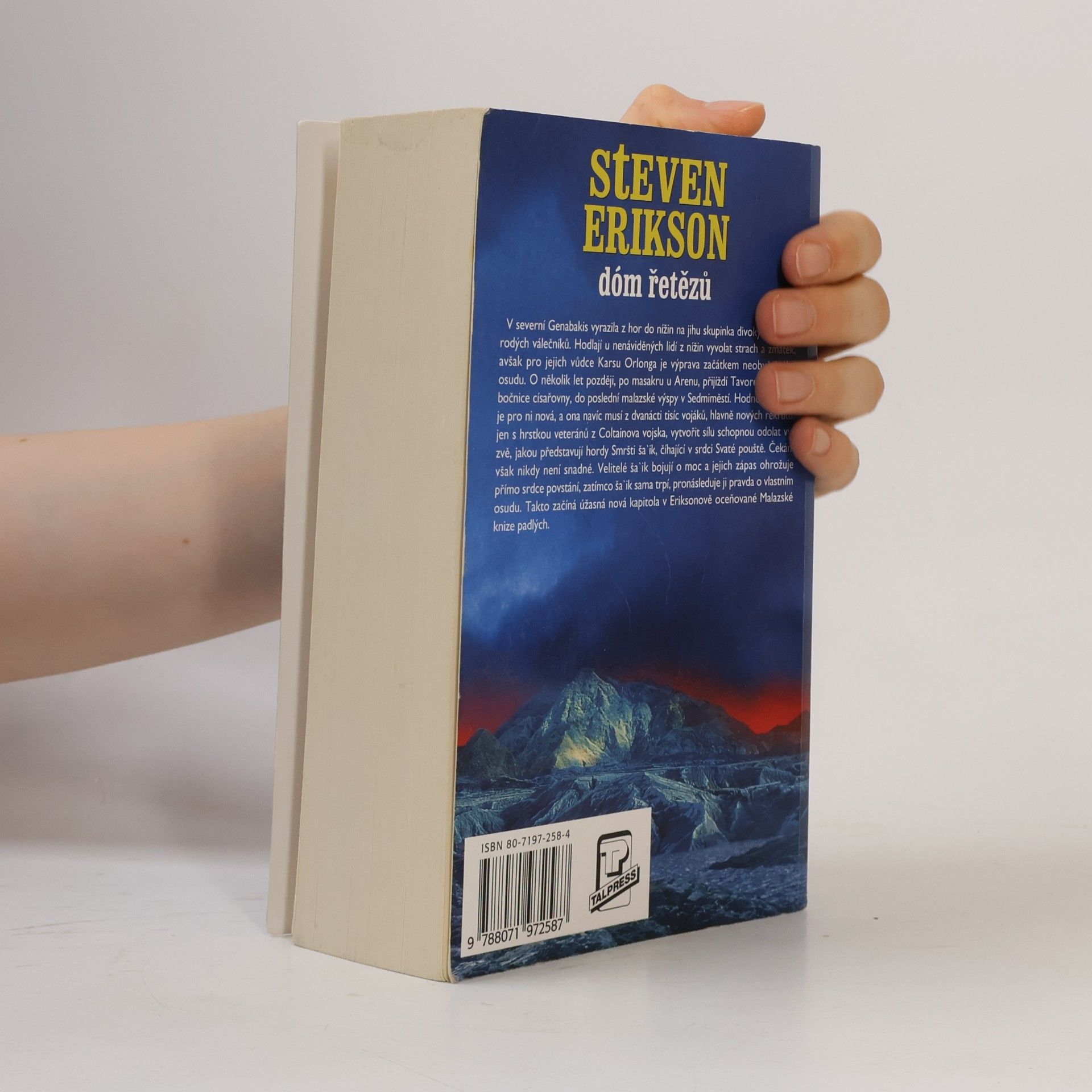 Steven Erikson Dóm řetězů