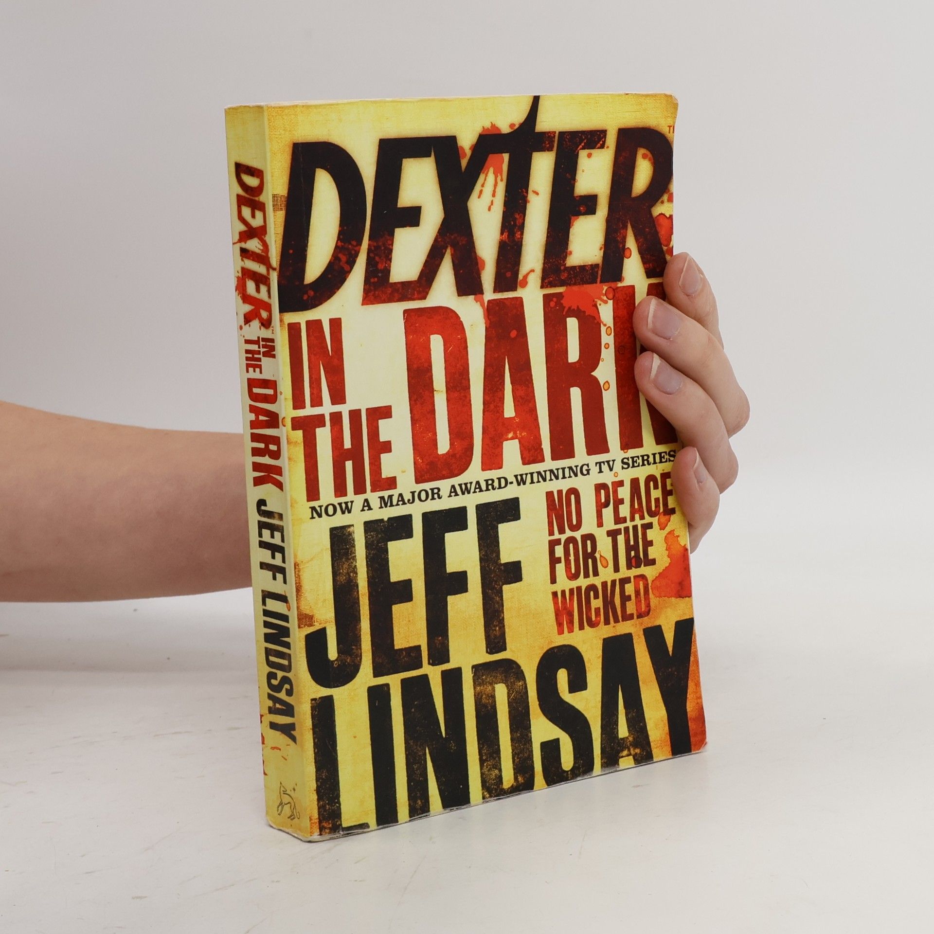 Jeff Lindsay Dexter in the dark