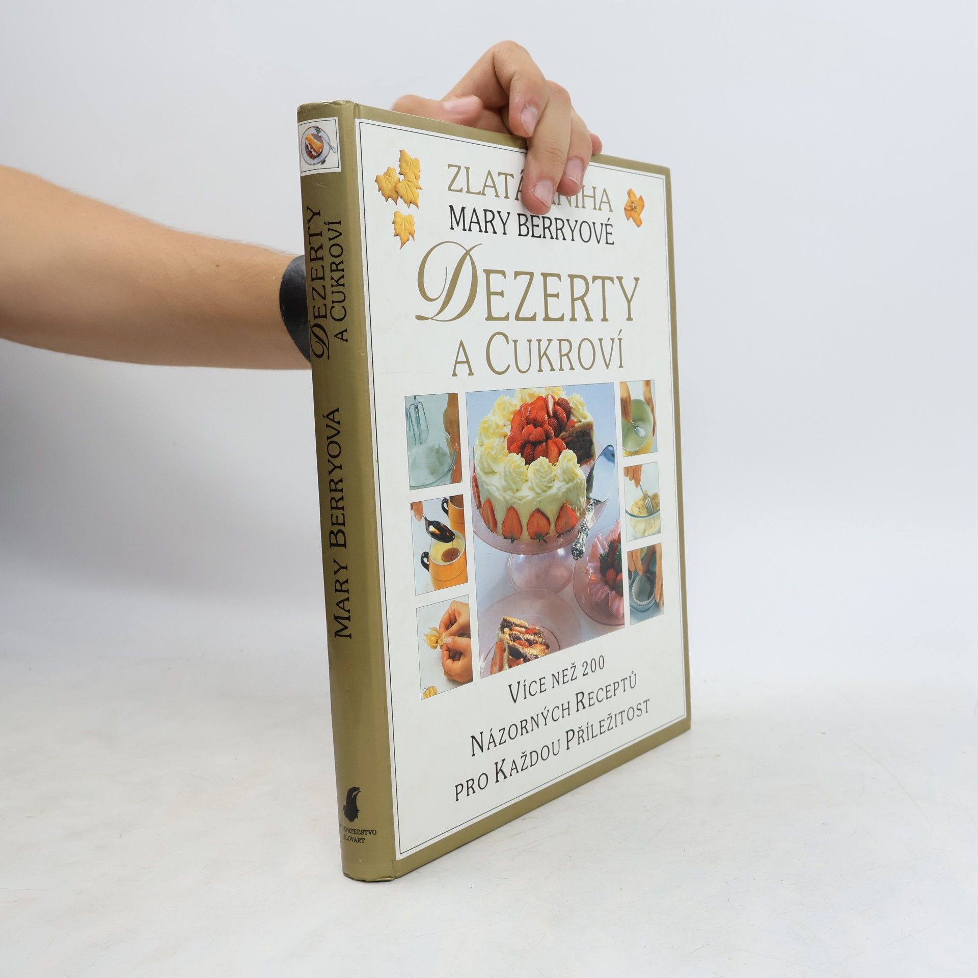 Mary Berry Dezerty a cukroví