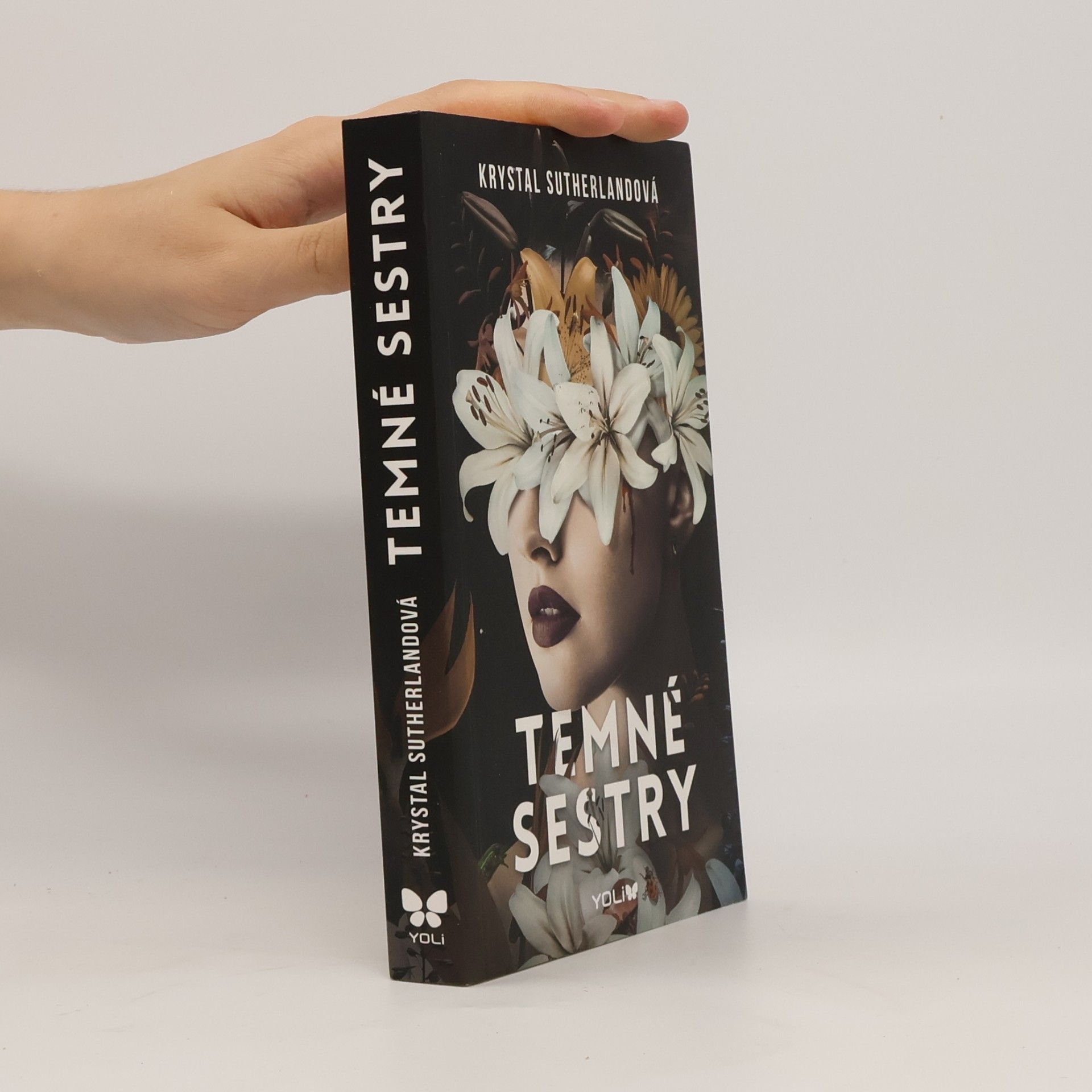 Krystal Sutherland Temné sestry