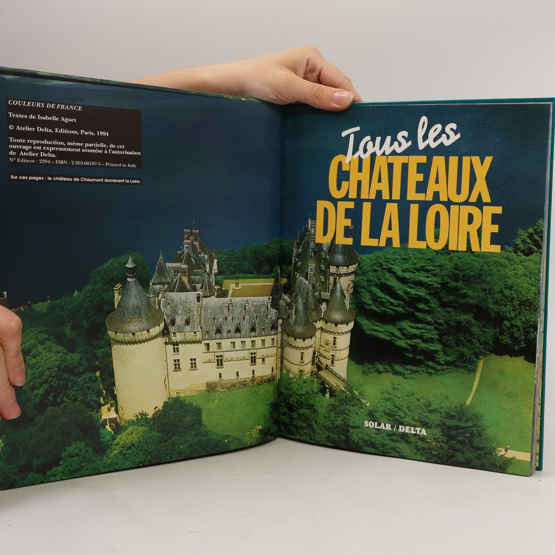 I. Aguet Tous les Châteaux de la Loire