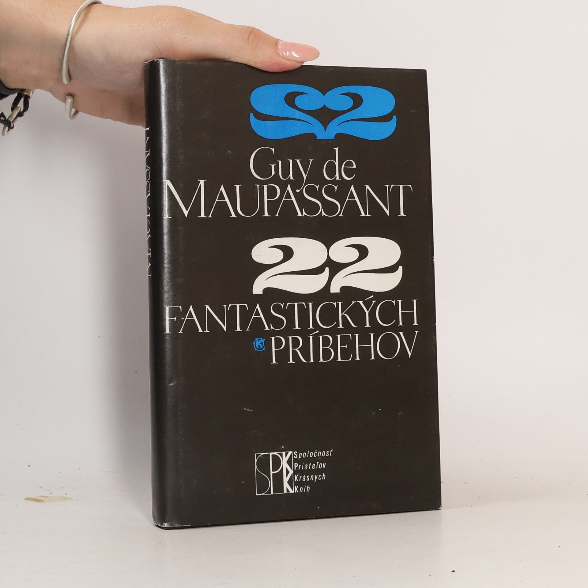22 fantastických príbehov