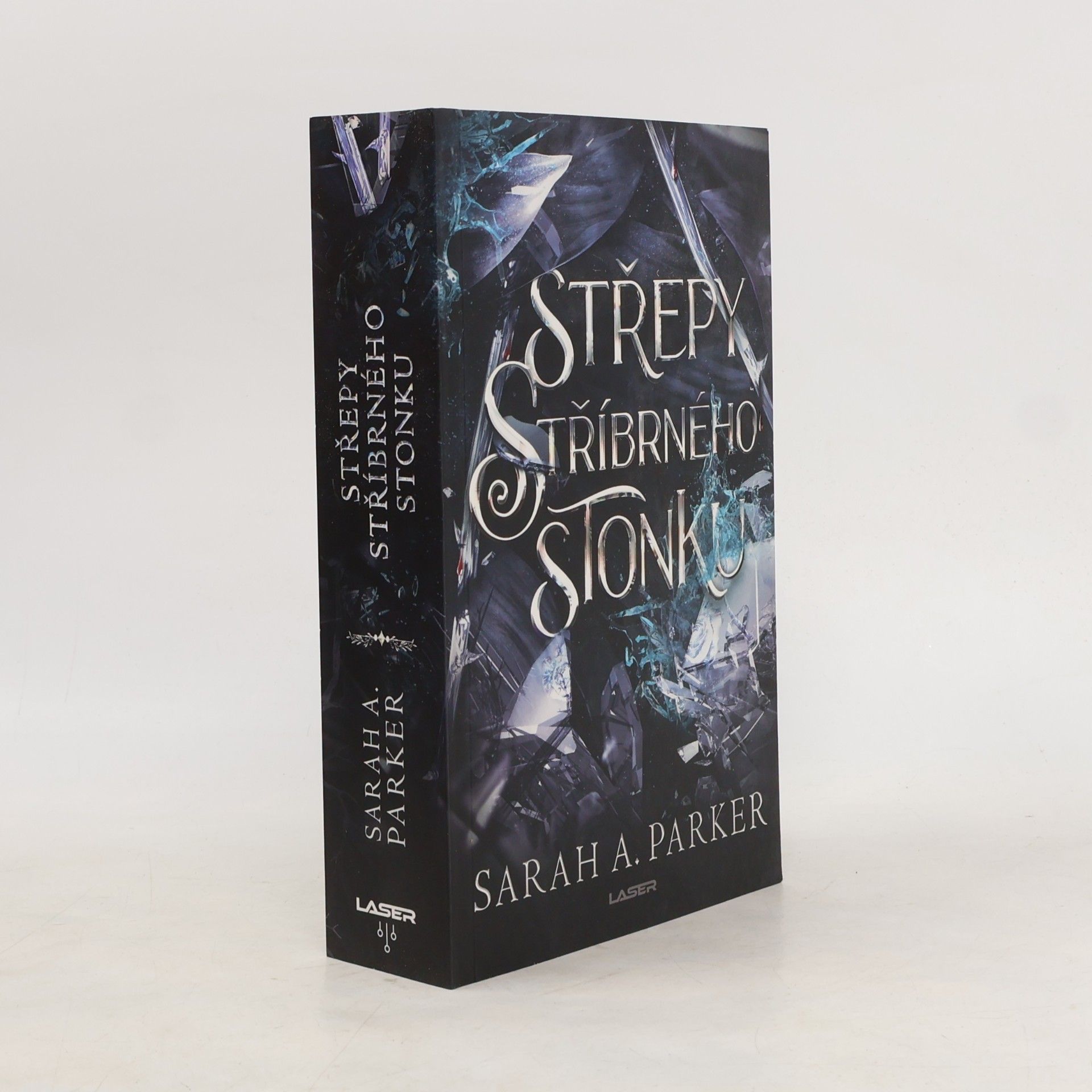 Sarah A. Parker Střepy stříbrného stonku