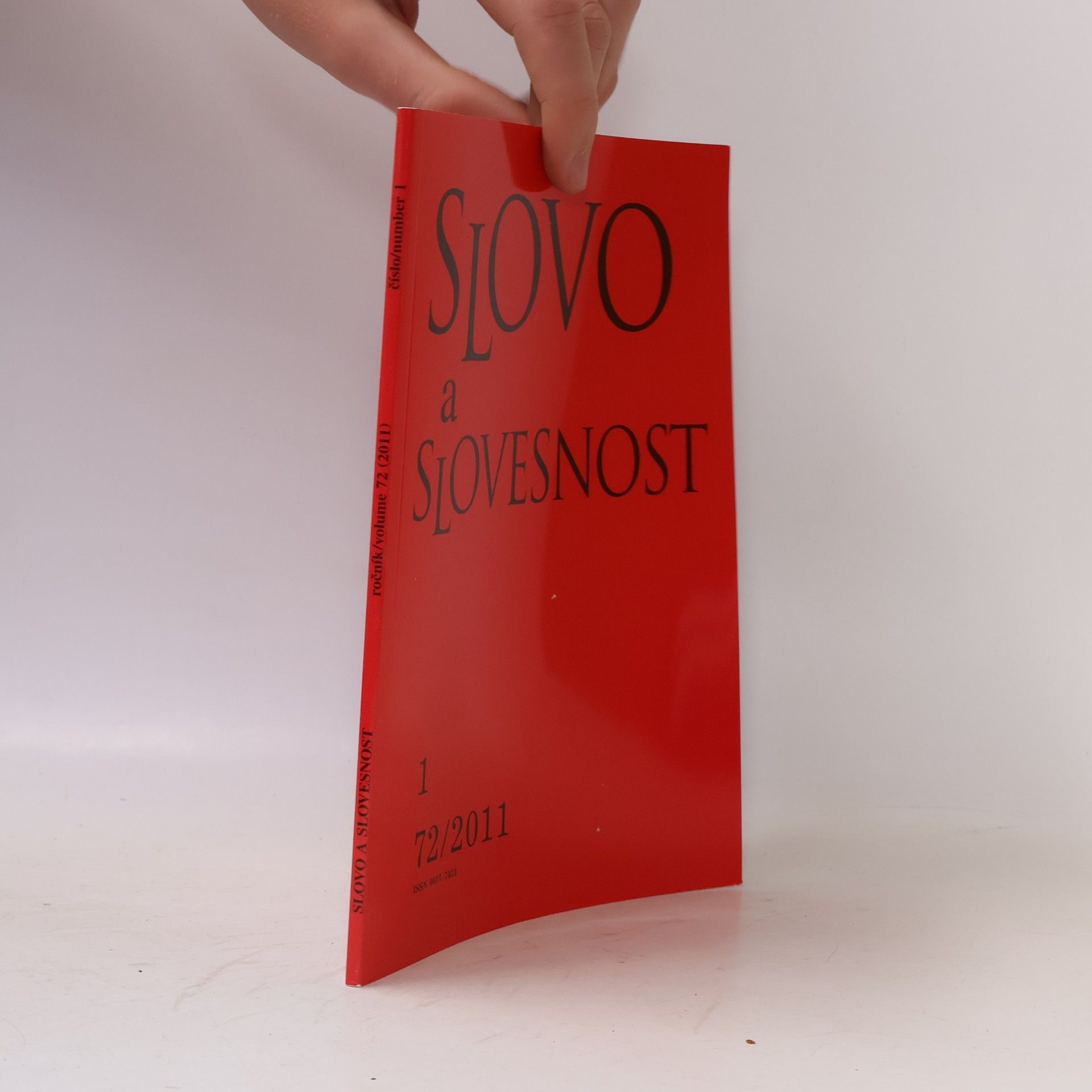 kolektiv Slovo a slovesnost 1. 72/2011