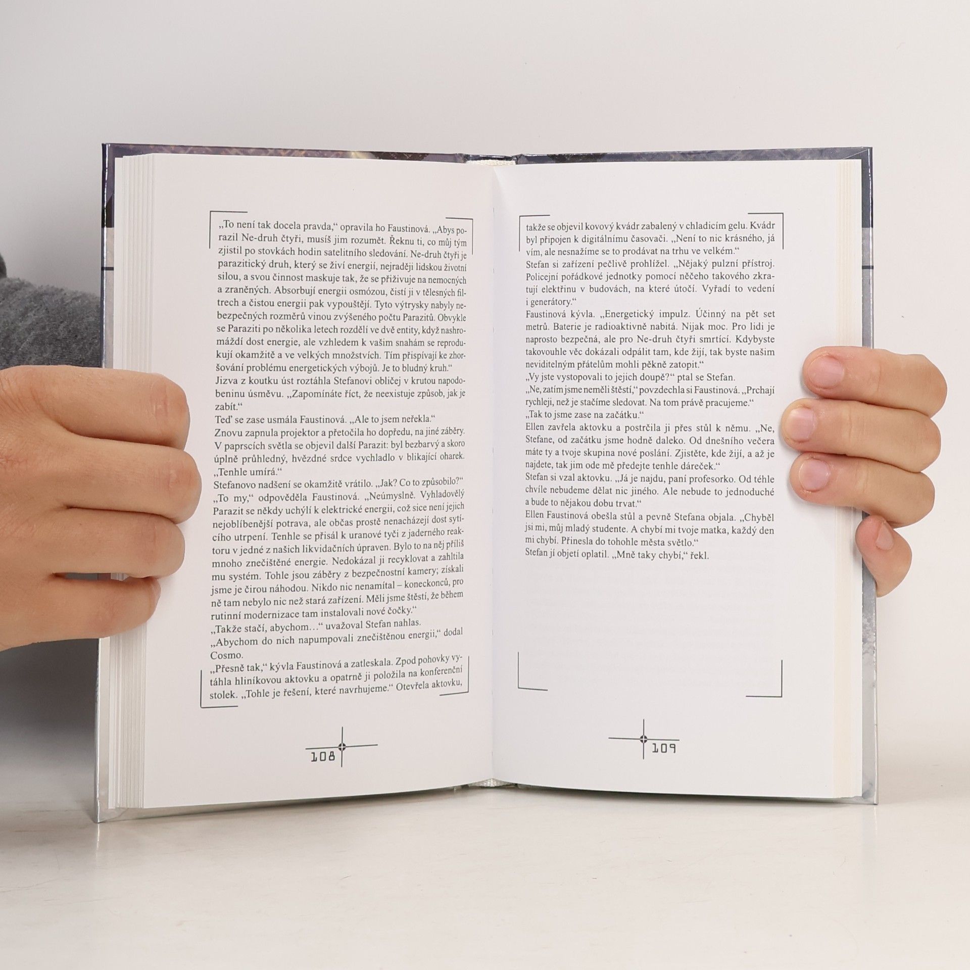 Eoin Colfer Supervědátor