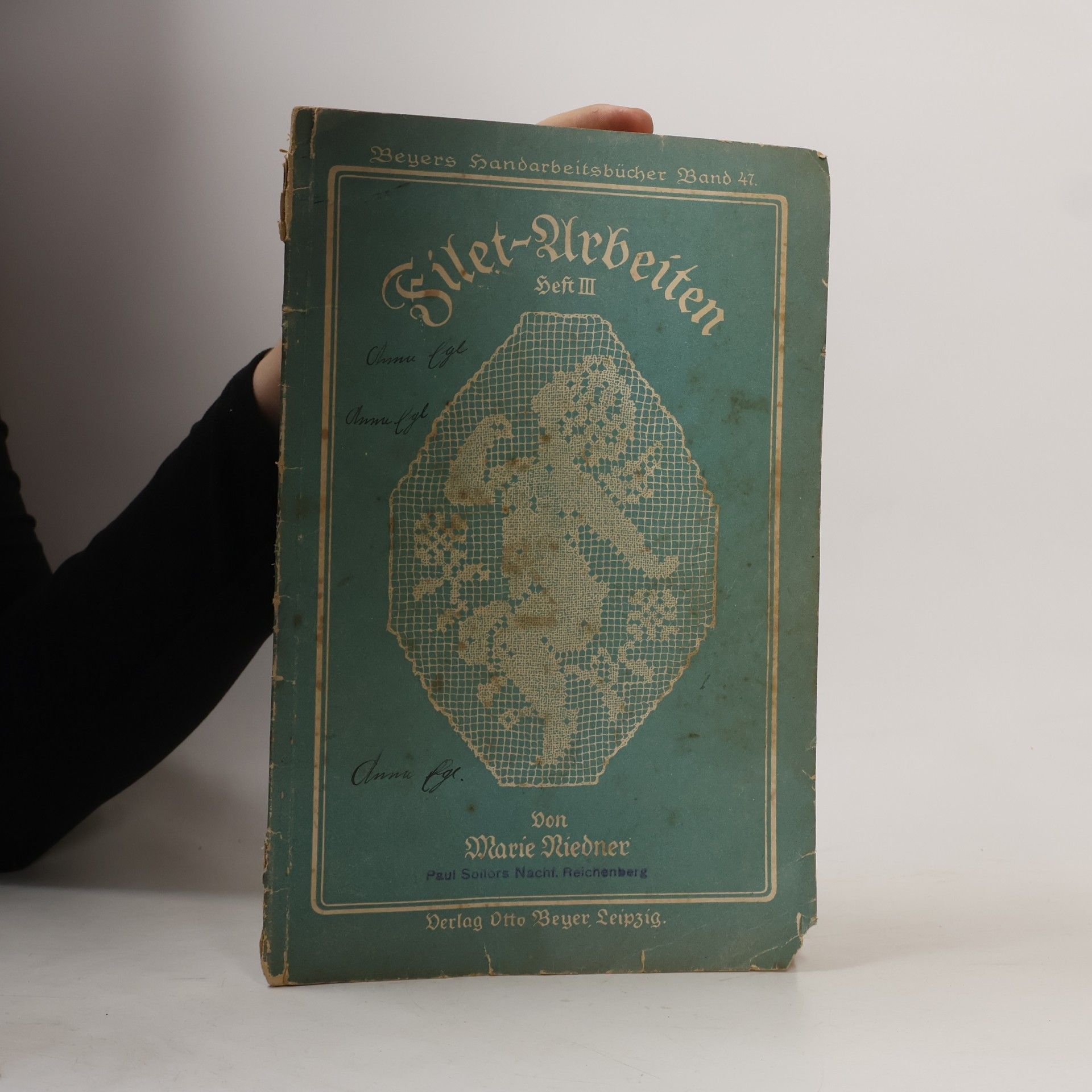 Marie Niedner Filet-Arbeiten III.