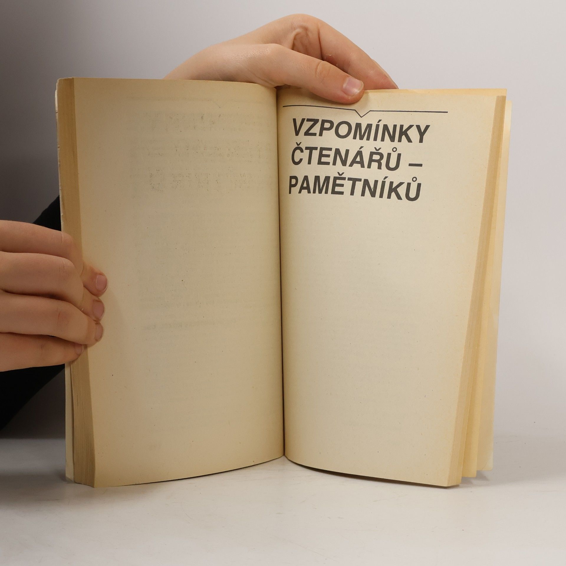 kolektiv Nezažloutlé stránky roku 1968