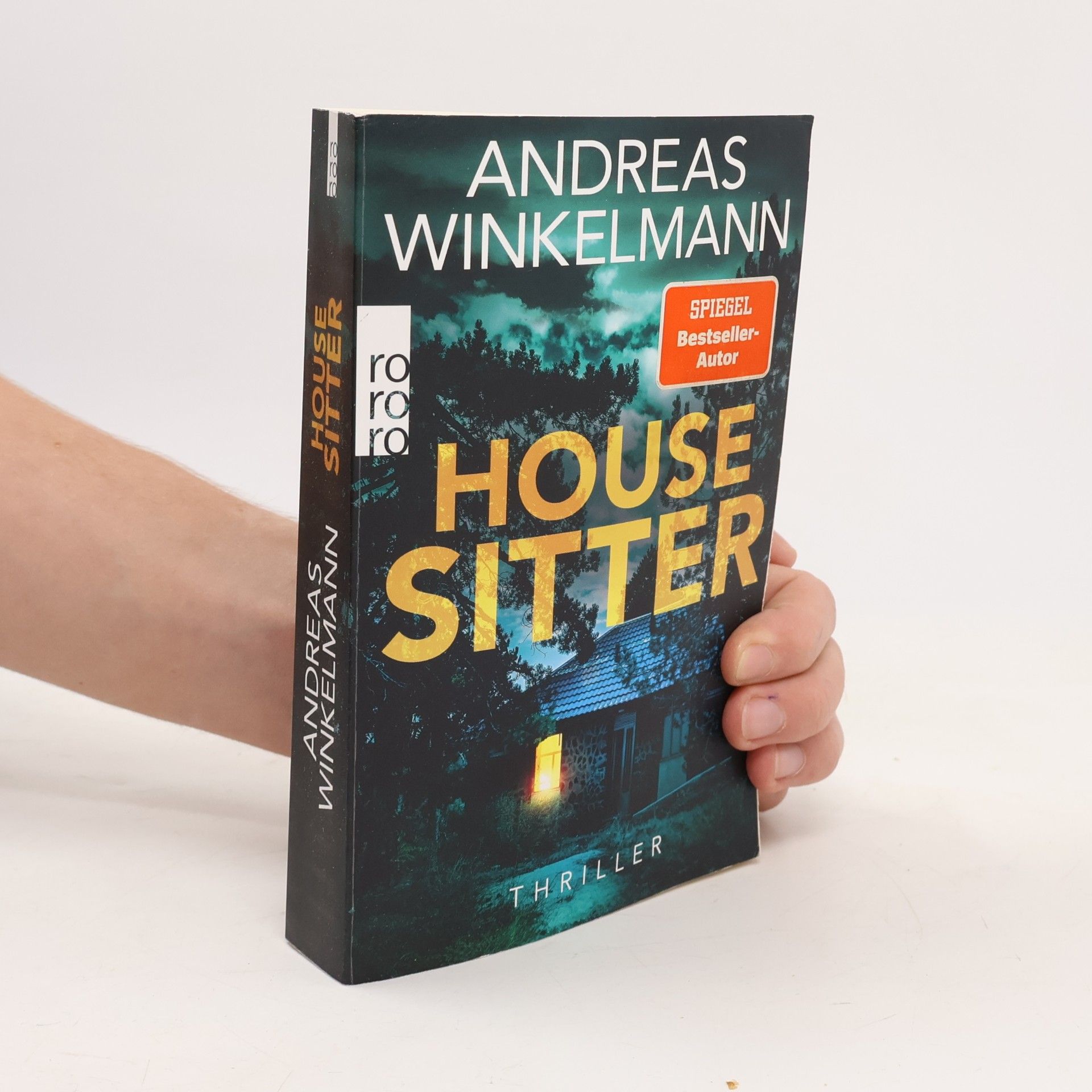 Hendrik Winter Housesitter