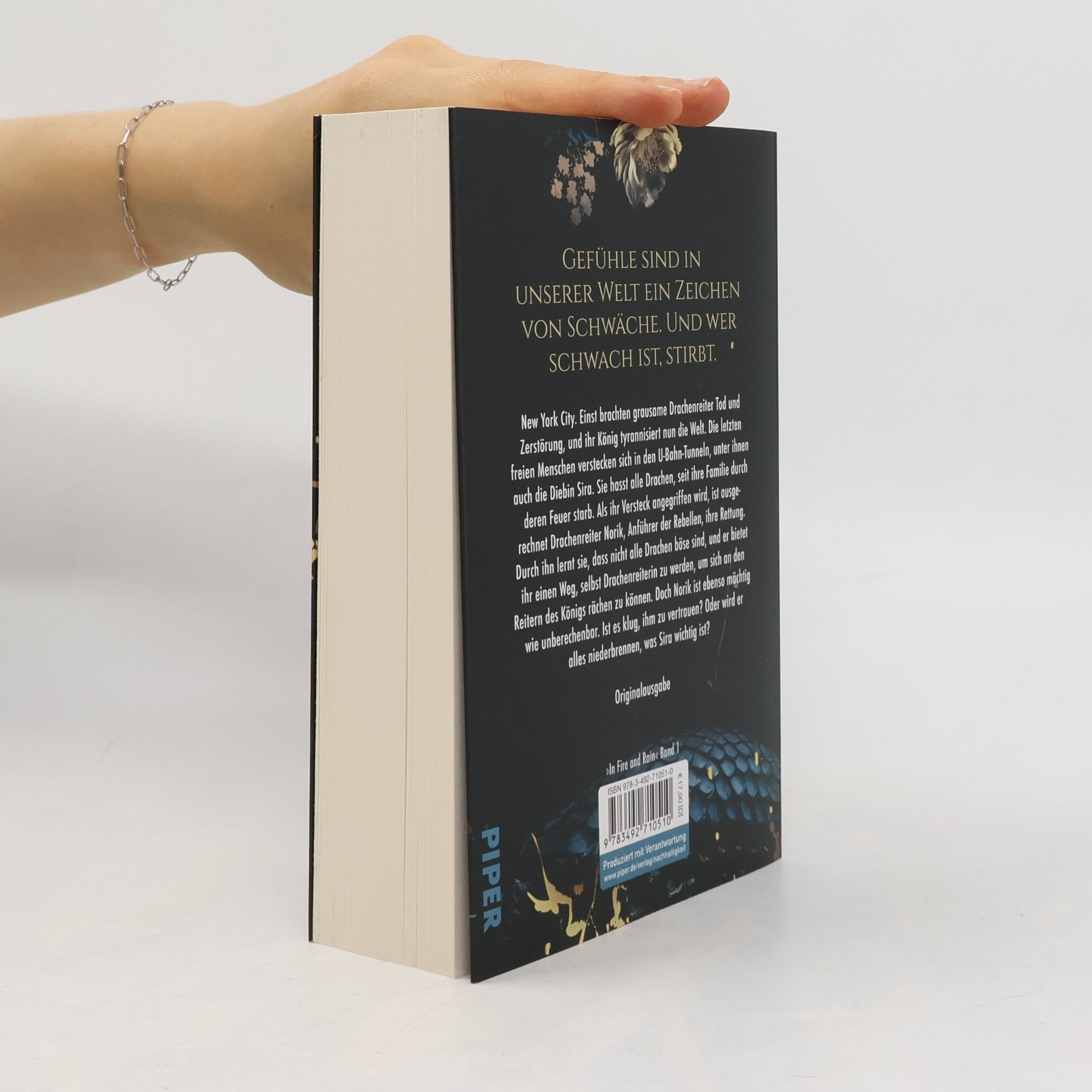 Gesa Schwartz In Fire and Rain – Sturmkuss