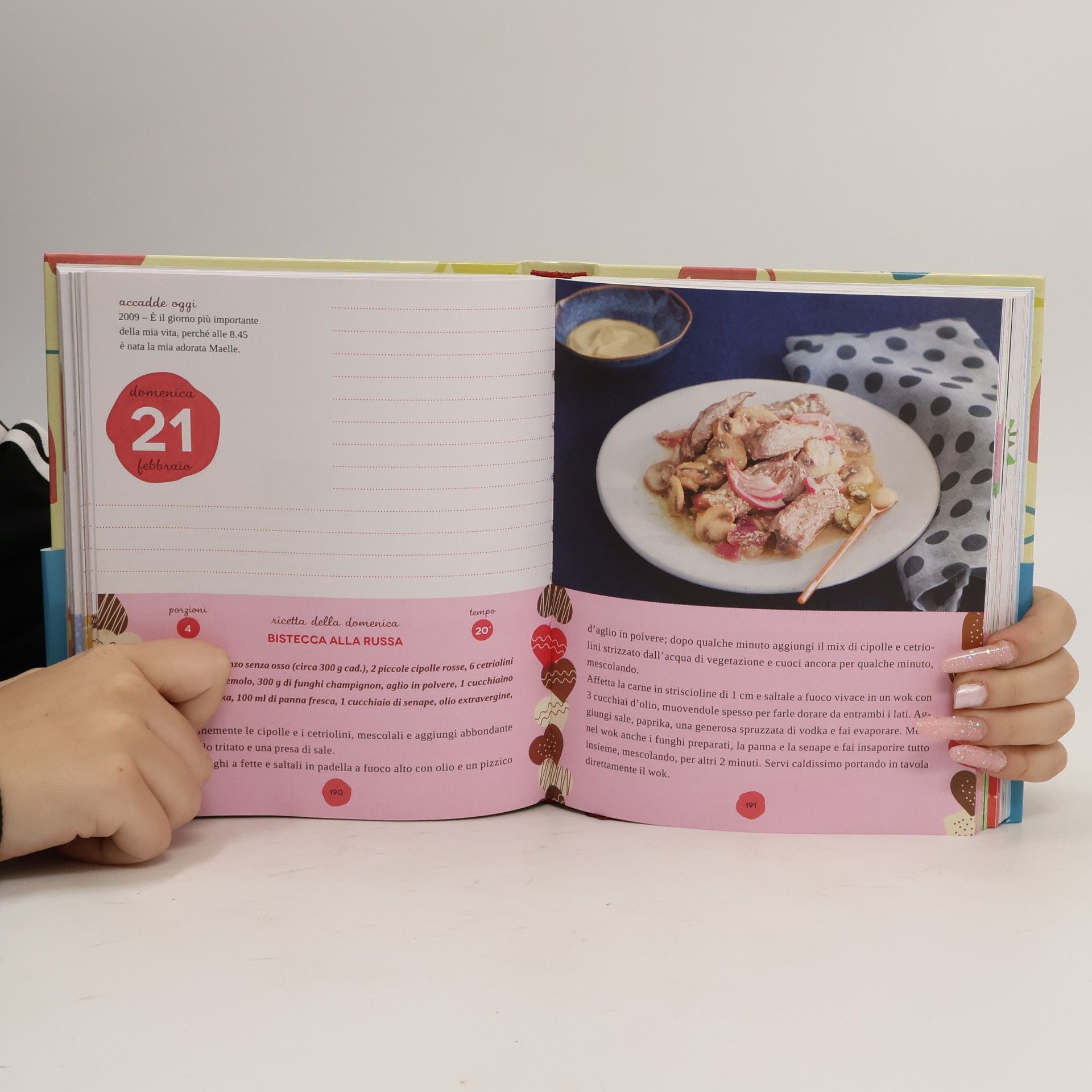 Antonella Clerici L'almanacco di Antonella. Tutti i giorni con me, i miei consigli e le mie ricette
