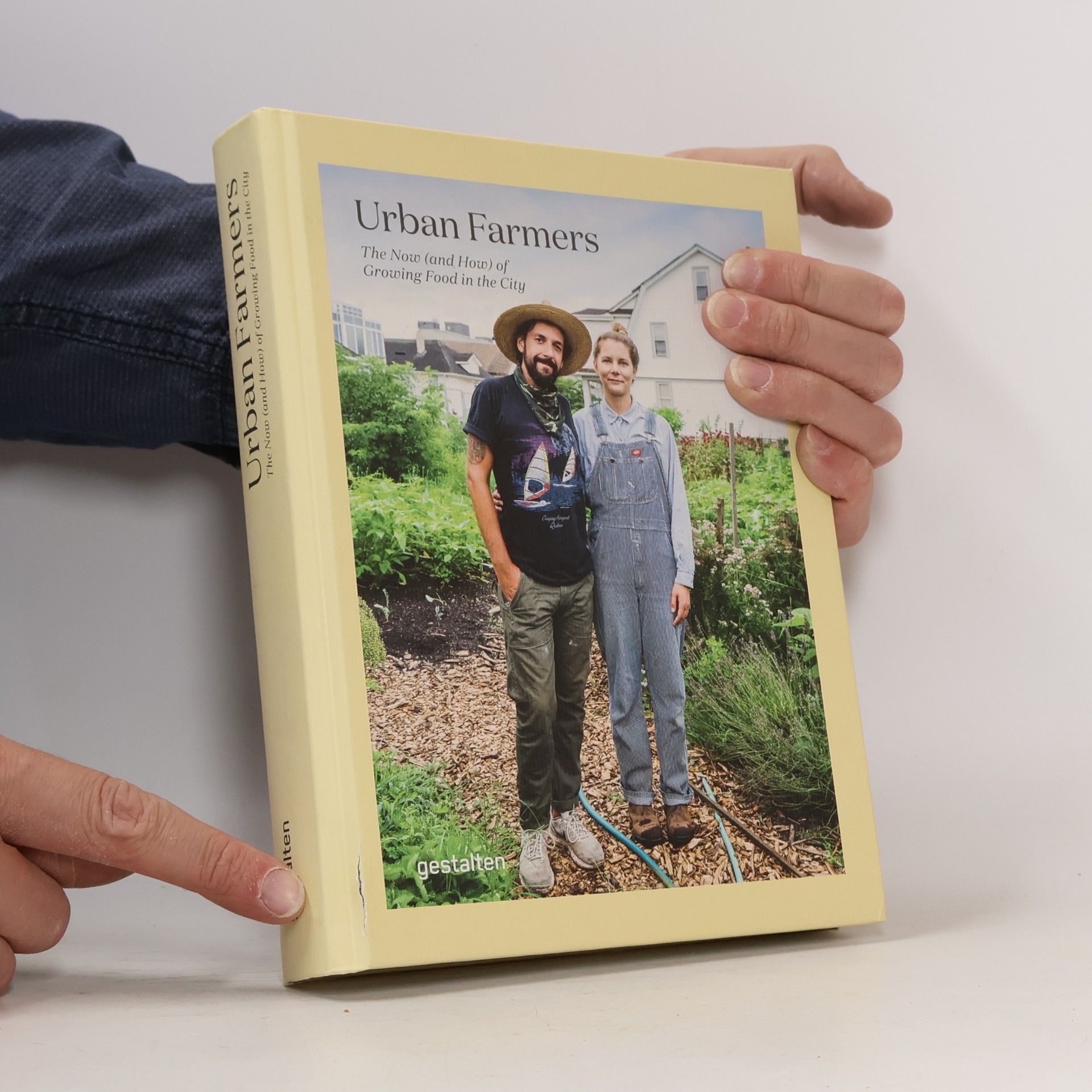 Mónica R. Goya Urban Farmers