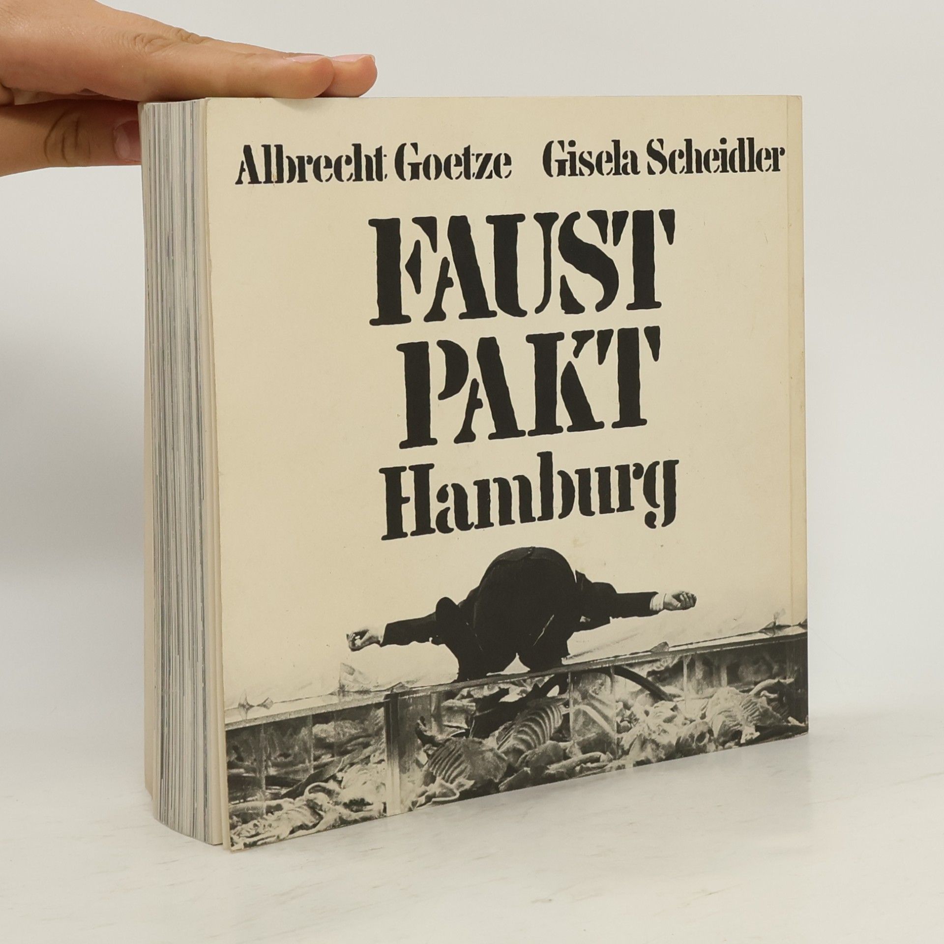 Albrecht Goetze Faustpakt hamburg