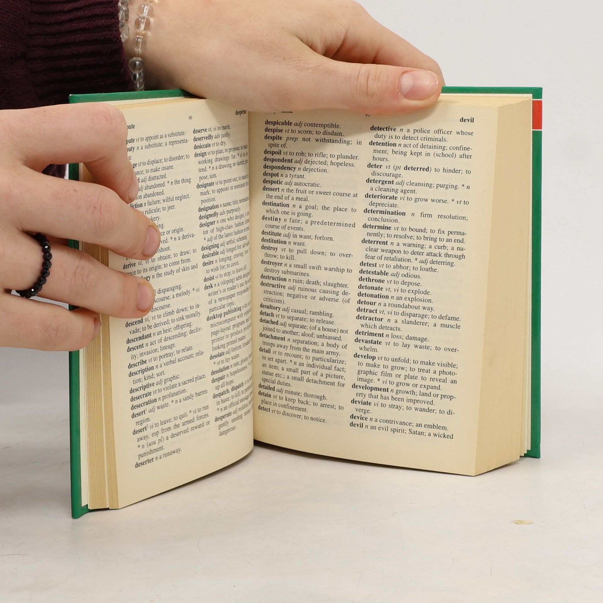 Collectif d'auteurs English Dictionary. Anglický výkladový slovník