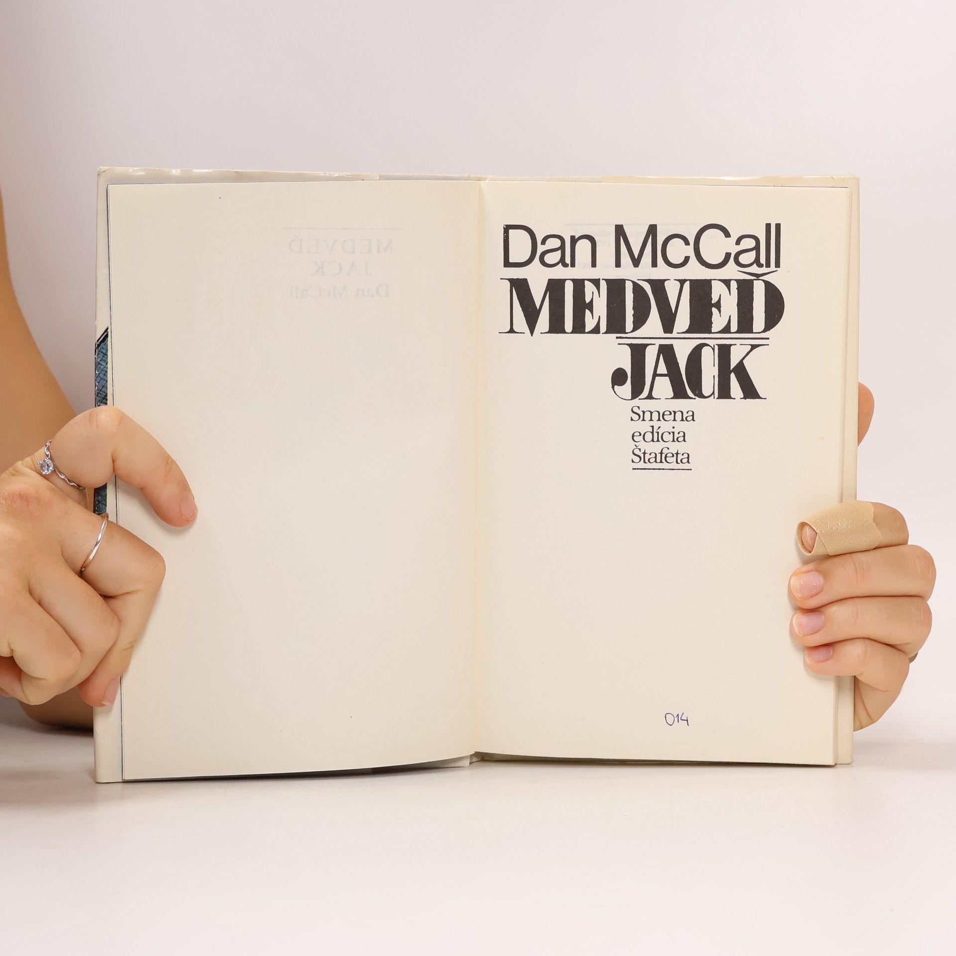 Dan McCall Medveď Jack