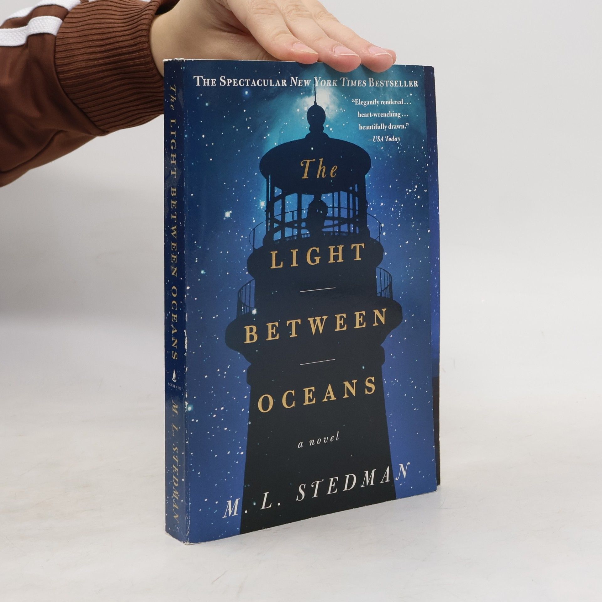 M. L. Stedman The Light Between Oceans