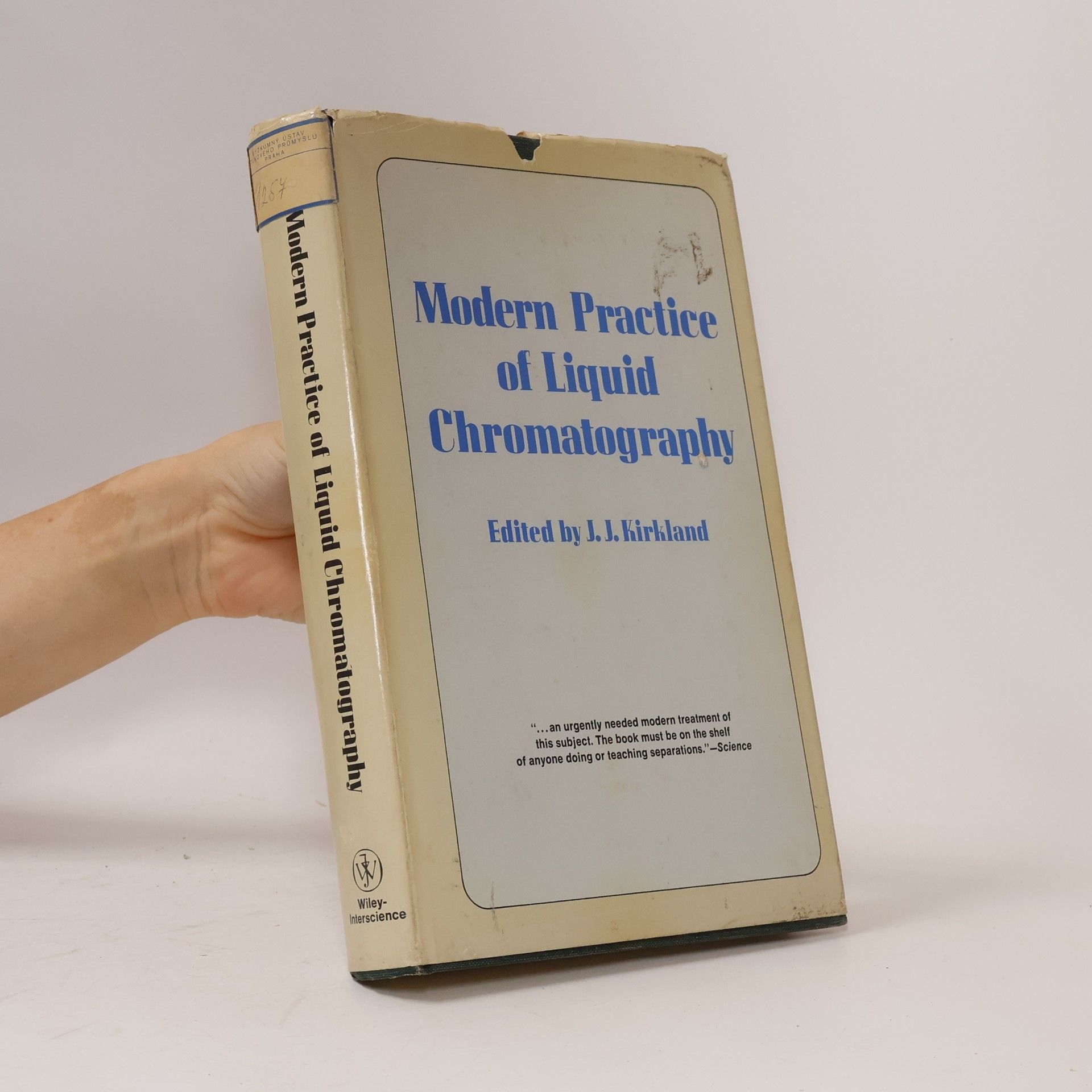 J.J. Kirkland Modern practice of liquid chromatography