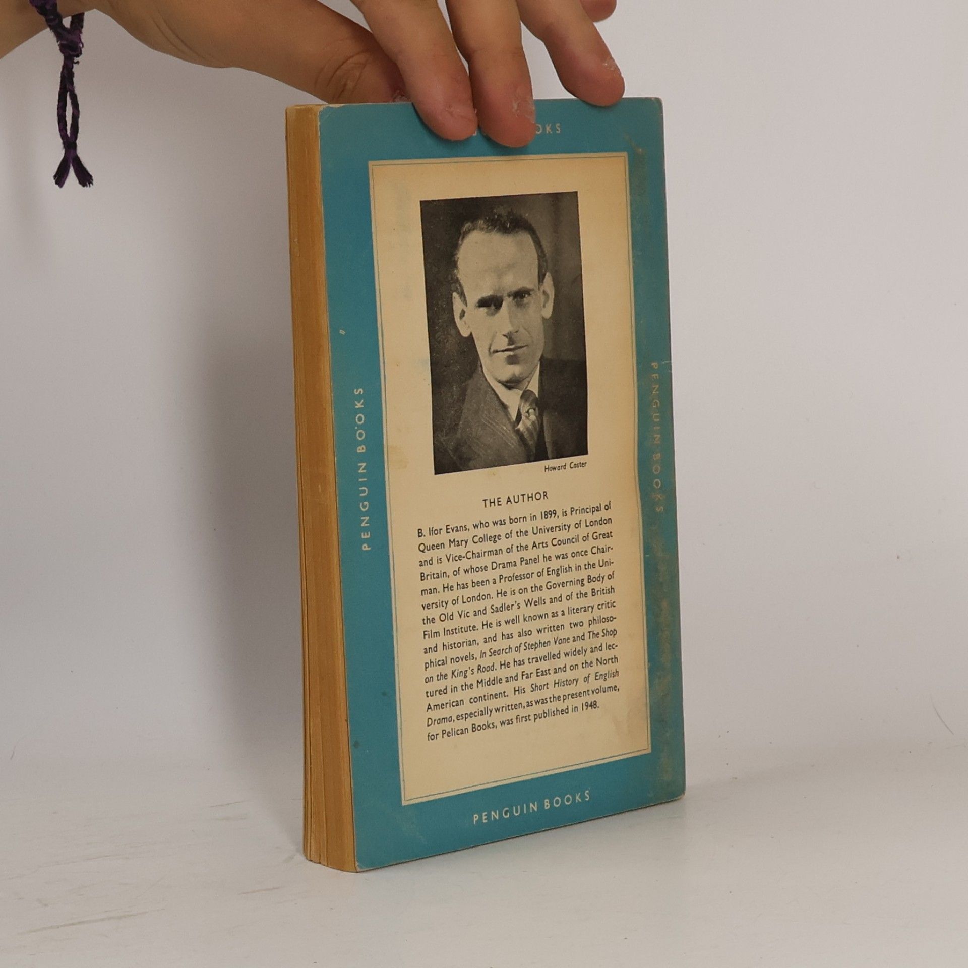 B. Ifor Evans A Short History of English Literature