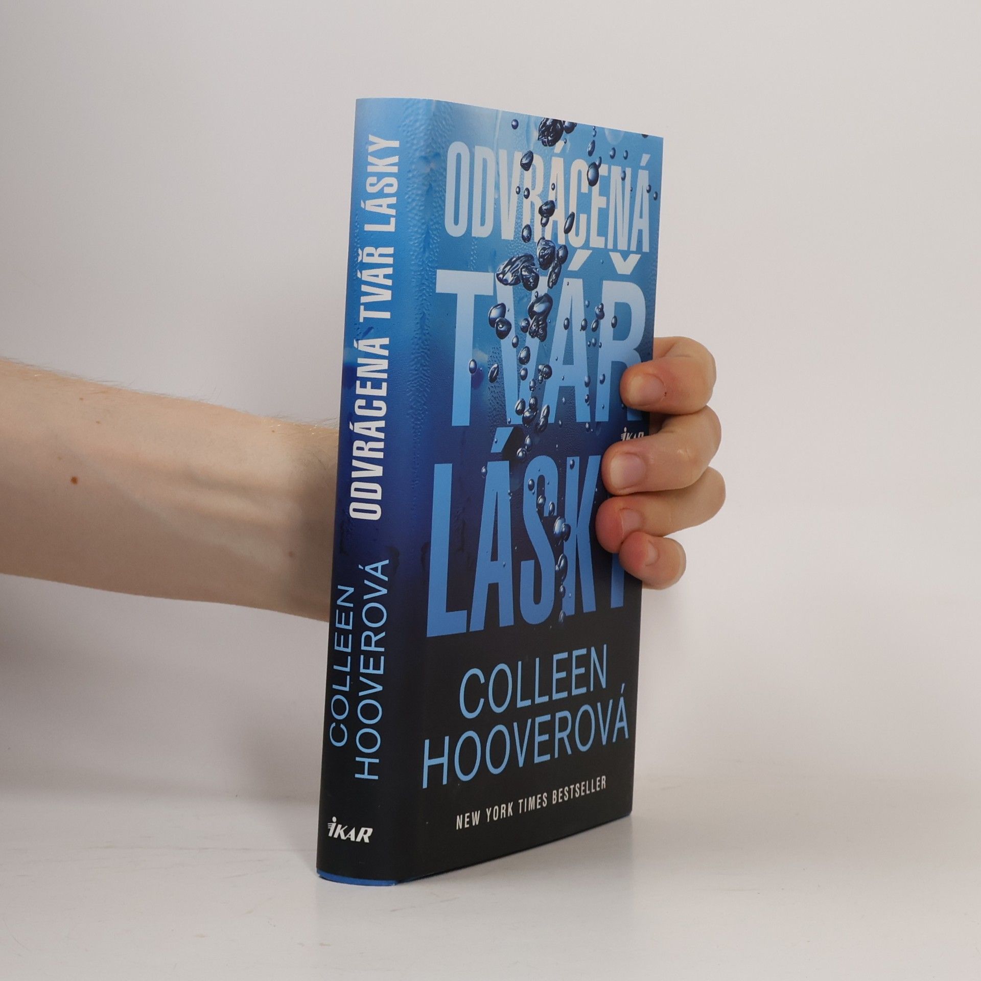 Colleen Hoover Odvrácená tvář lásky