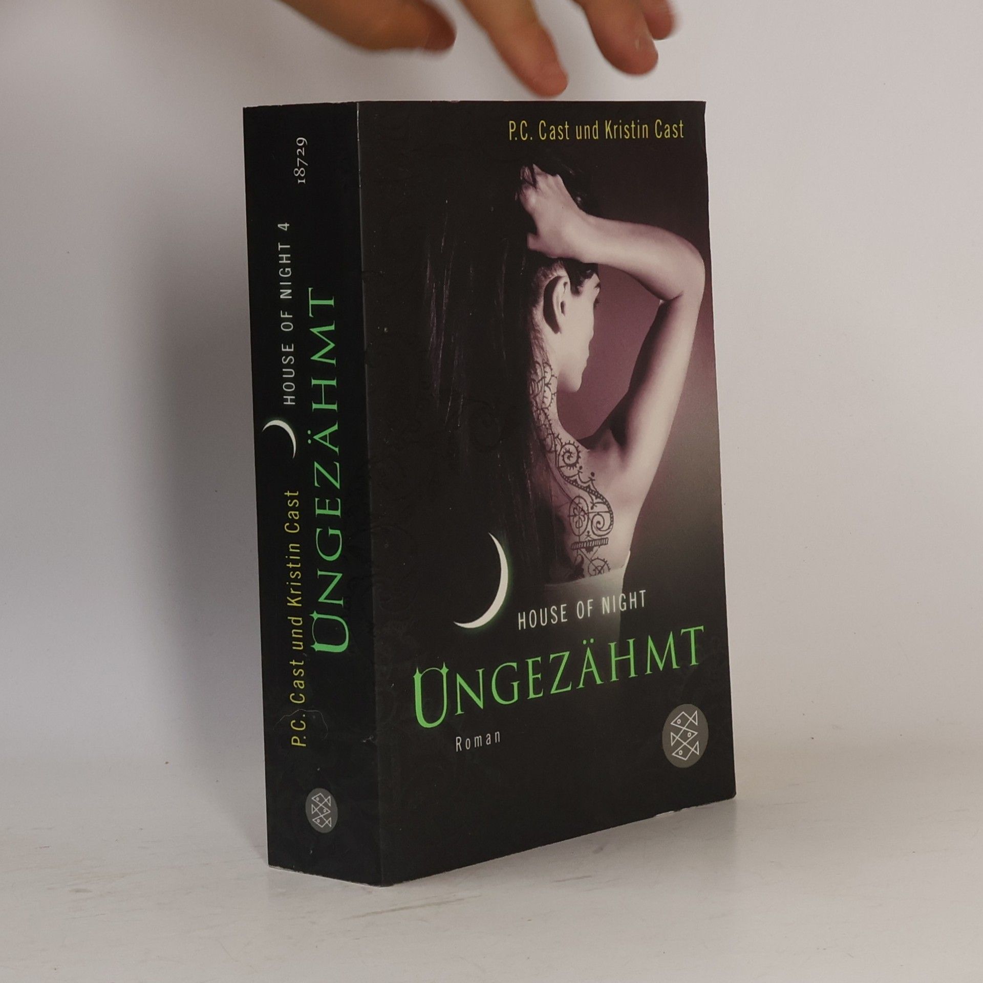 House of Night 4. Ungezähmt
