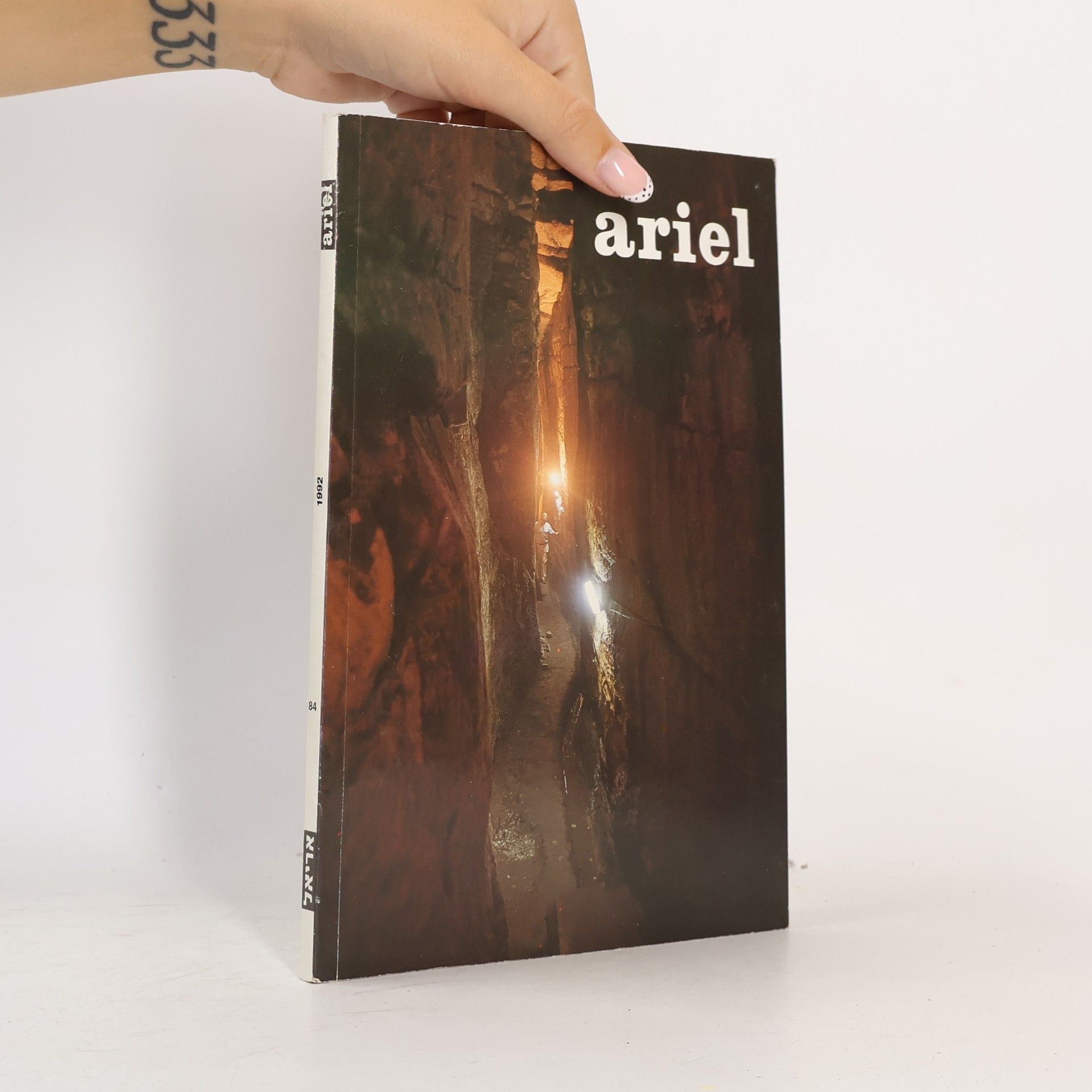 AA.VV. Ariel